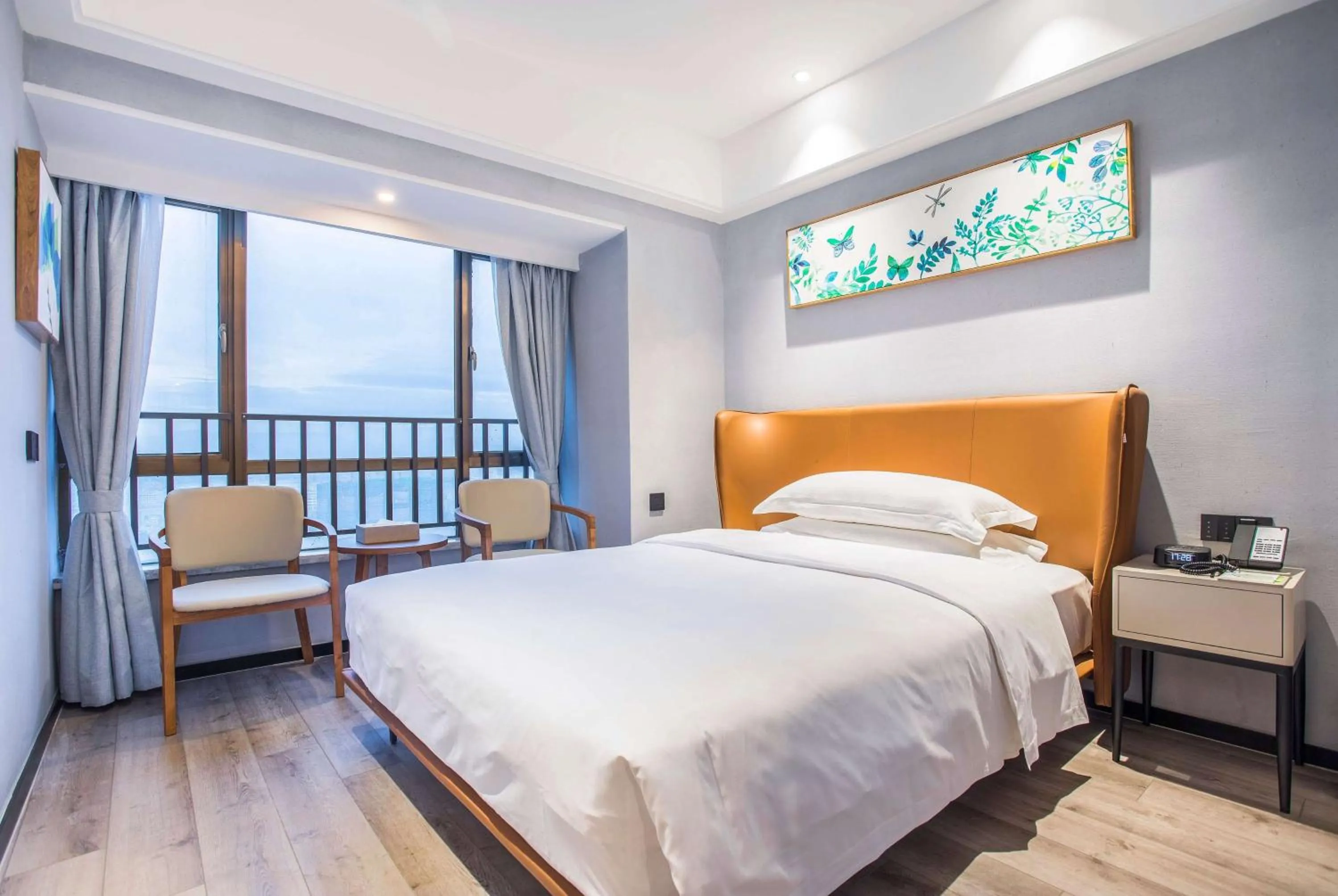 Photo of the whole room in Wyndham Garden Heyuan