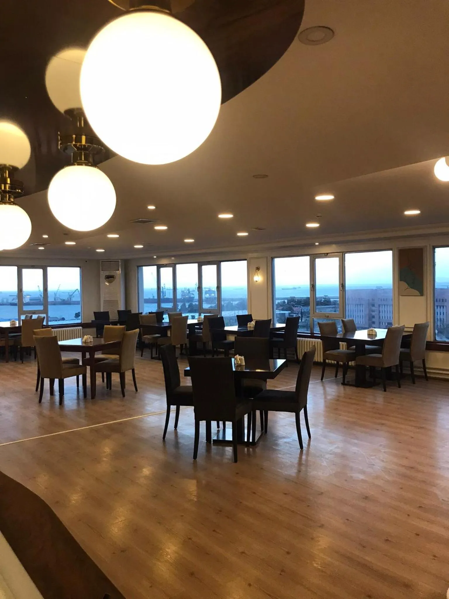 Restaurant/places to eat in SİMİSSO HOTEL