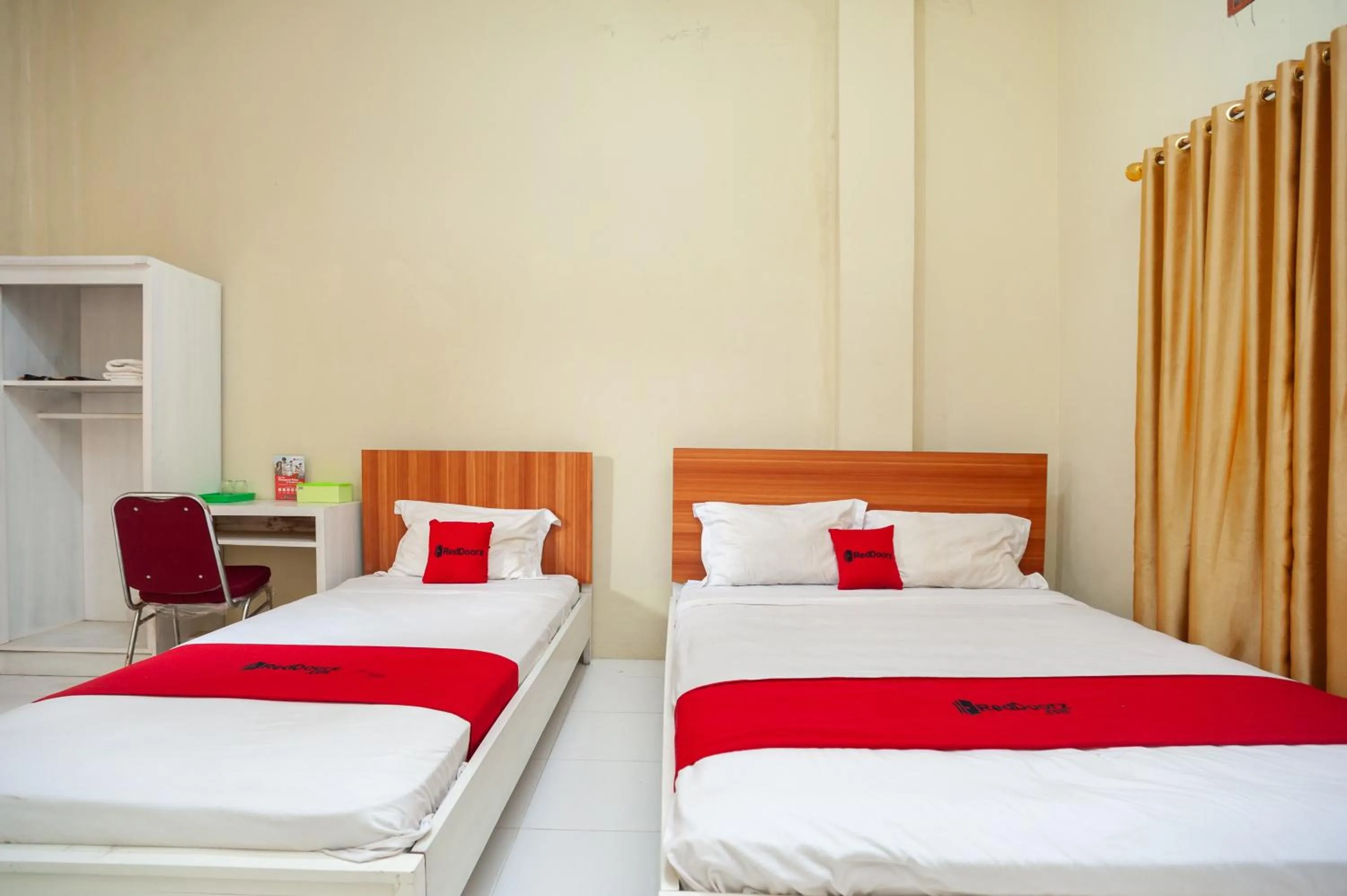 Bed in RedDoorz near Universitas Muhammadiyah Pringsewu