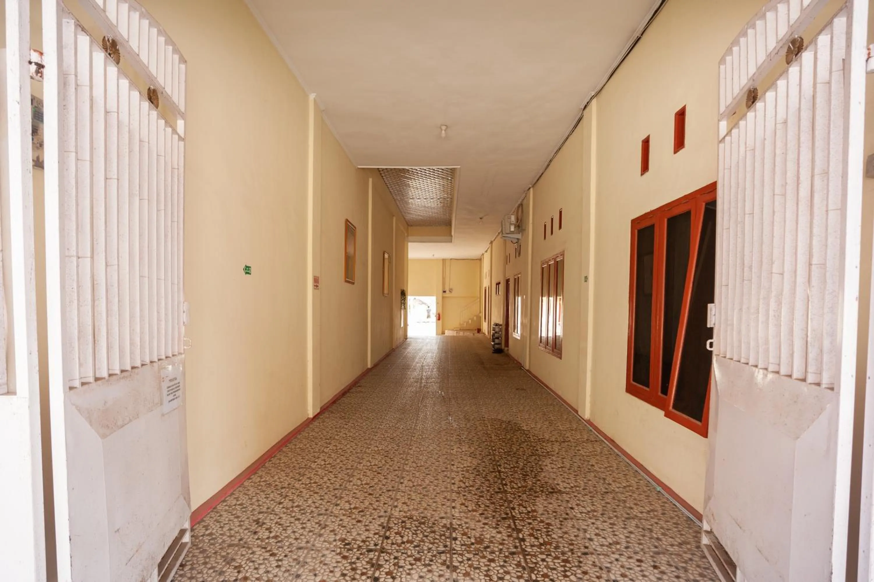 Property building in RedDoorz near Universitas Muhammadiyah Pringsewu