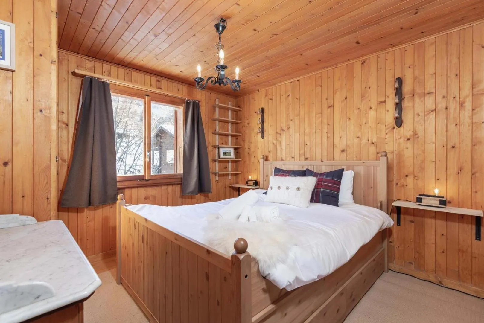 Floor plan, Bed in Chalet Noisette Authentic Swiss chalet Perfect for families