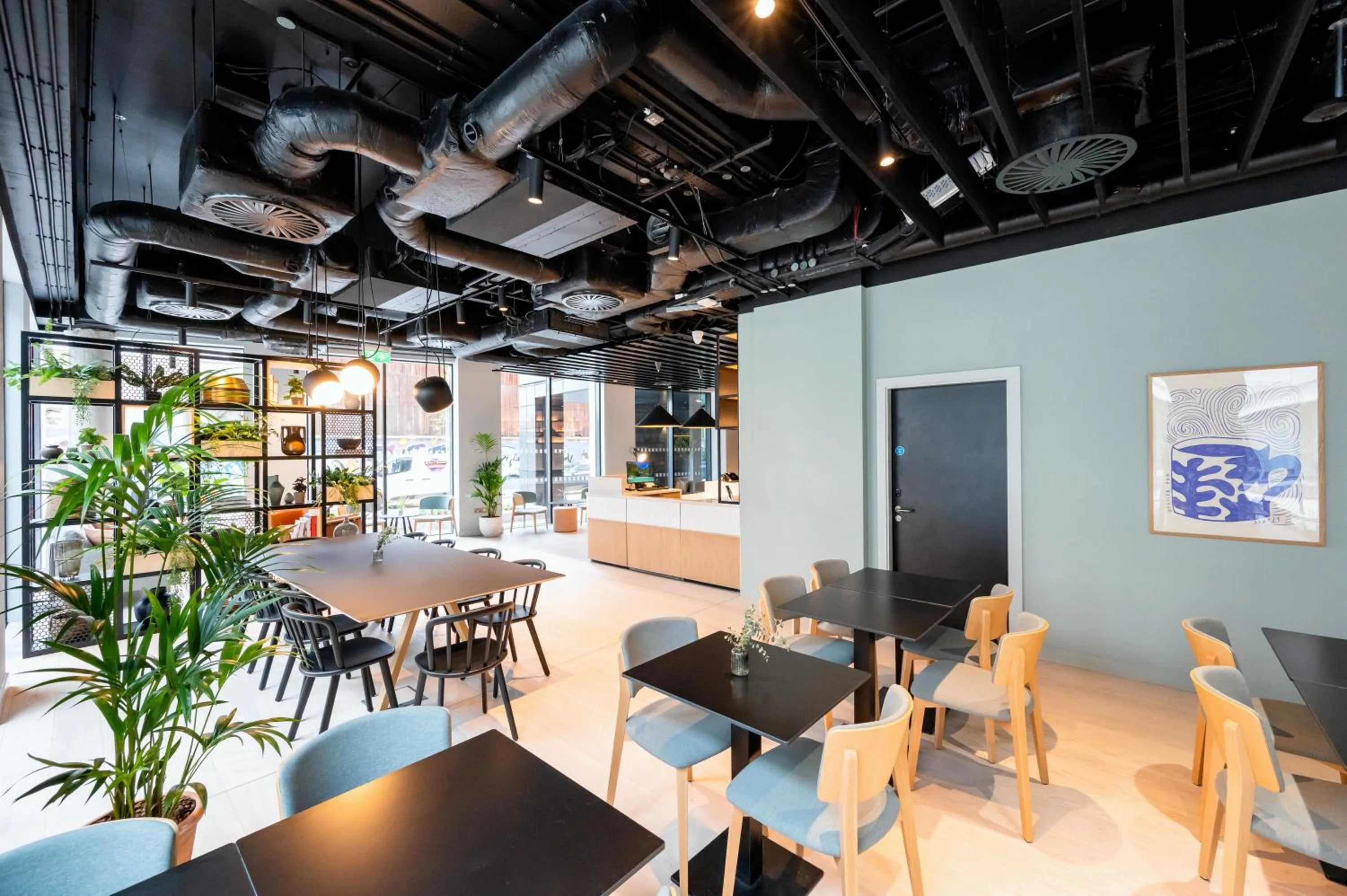 Restaurant/places to eat in Staycity Aparthotels Dublin City Quay