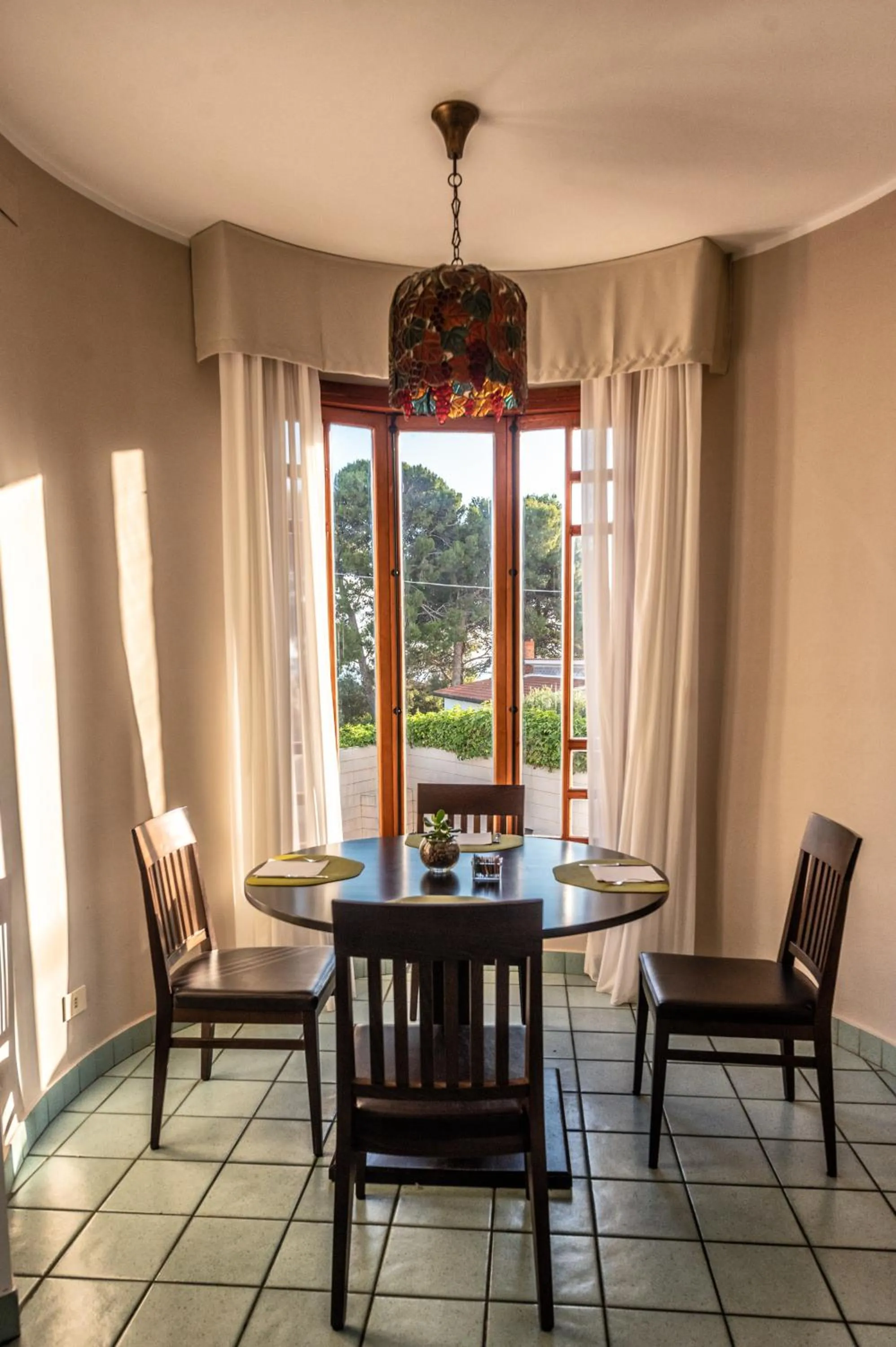 Restaurant/places to eat in Hotel Baia Del Capitano