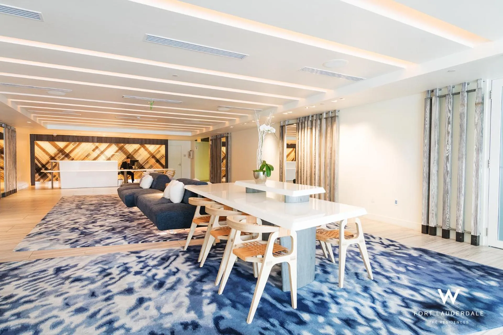 concierge in Luxury 1 BR at Fort Lauderdale