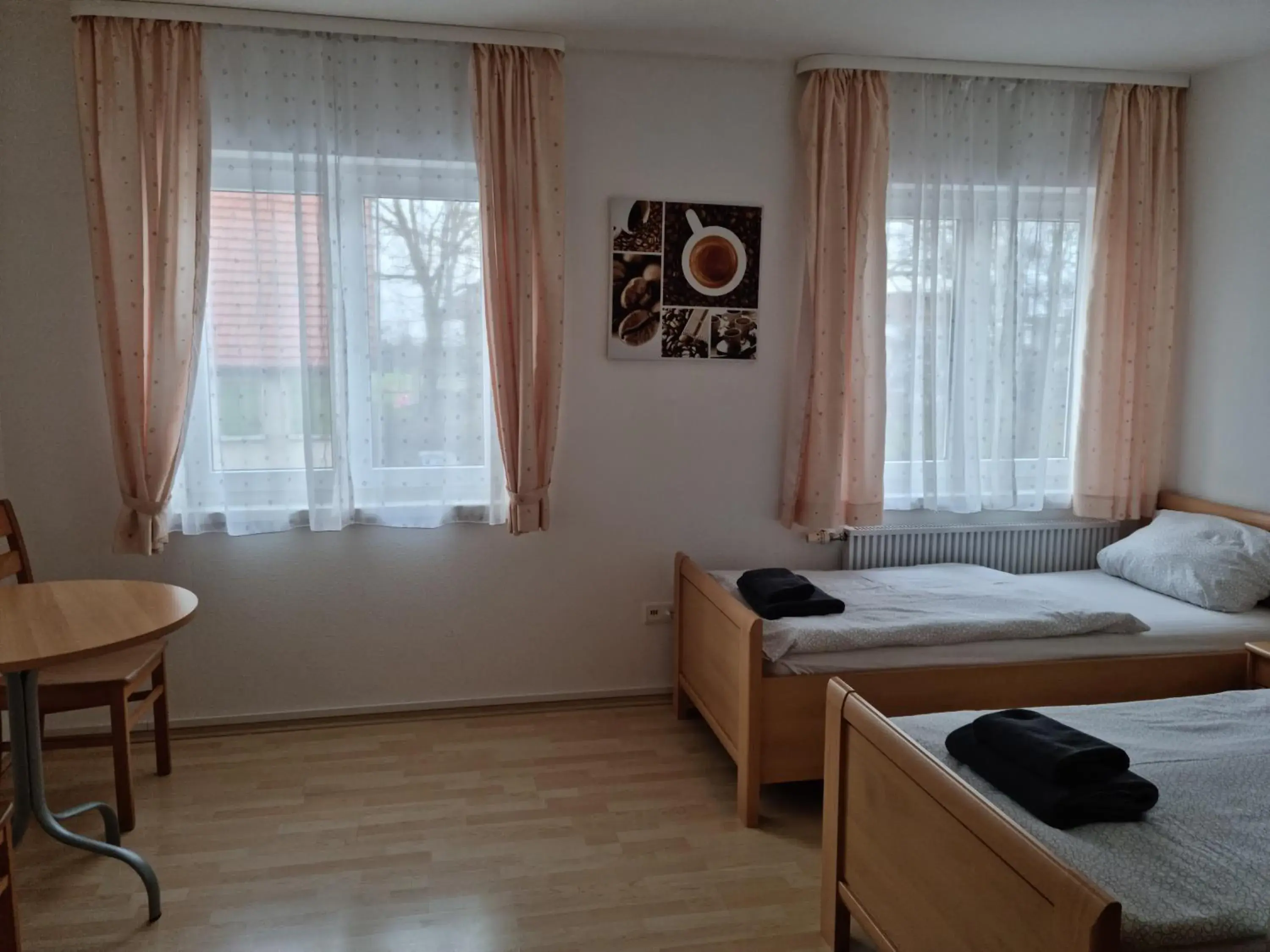 Single Room with Shower - single occupancy in Ristorante Cavallino Gammelshausen Single Room with Shower - single occupancy in Ristorante Cavallino Gammelshausen