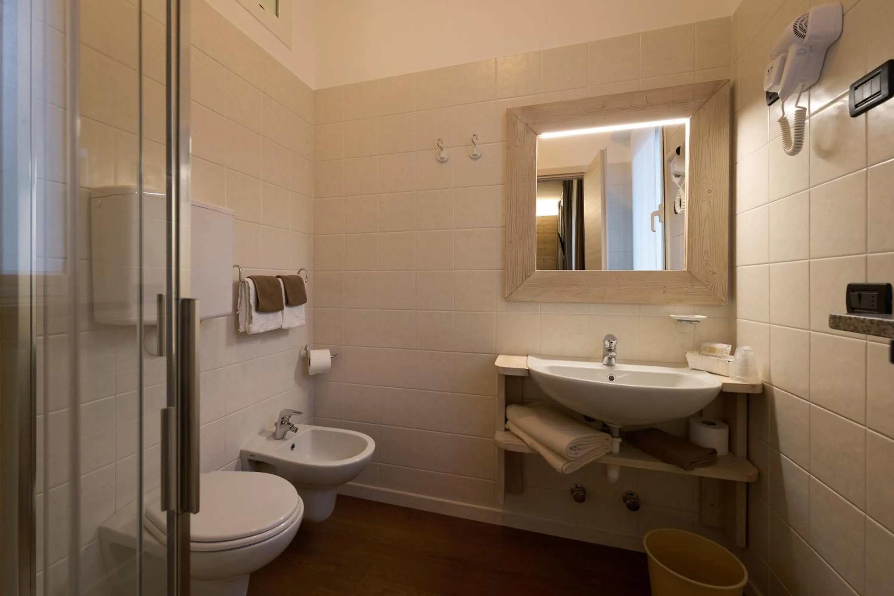 Bathroom in Albergo Moderno & Spa