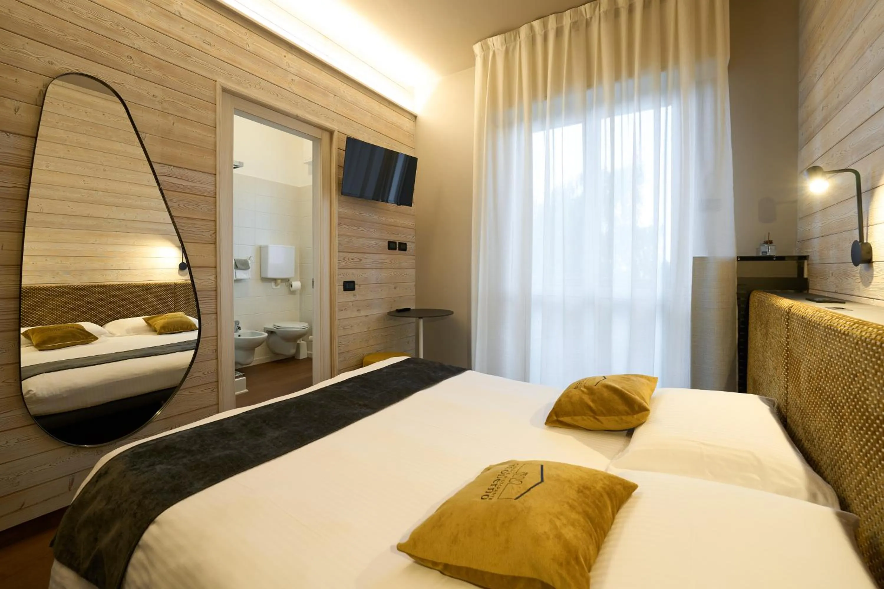 Photo of the whole room, Bed in Albergo Moderno & Spa