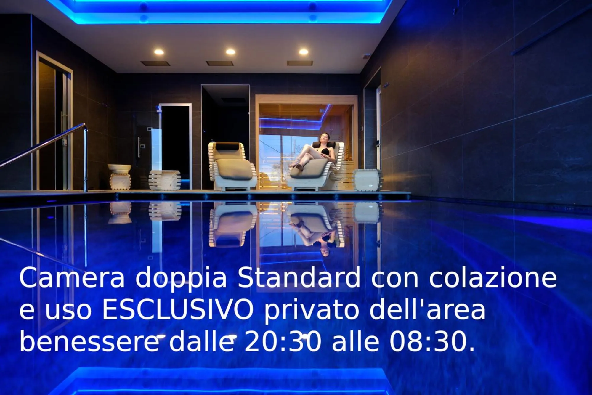 Swimming pool in Albergo Moderno & Spa