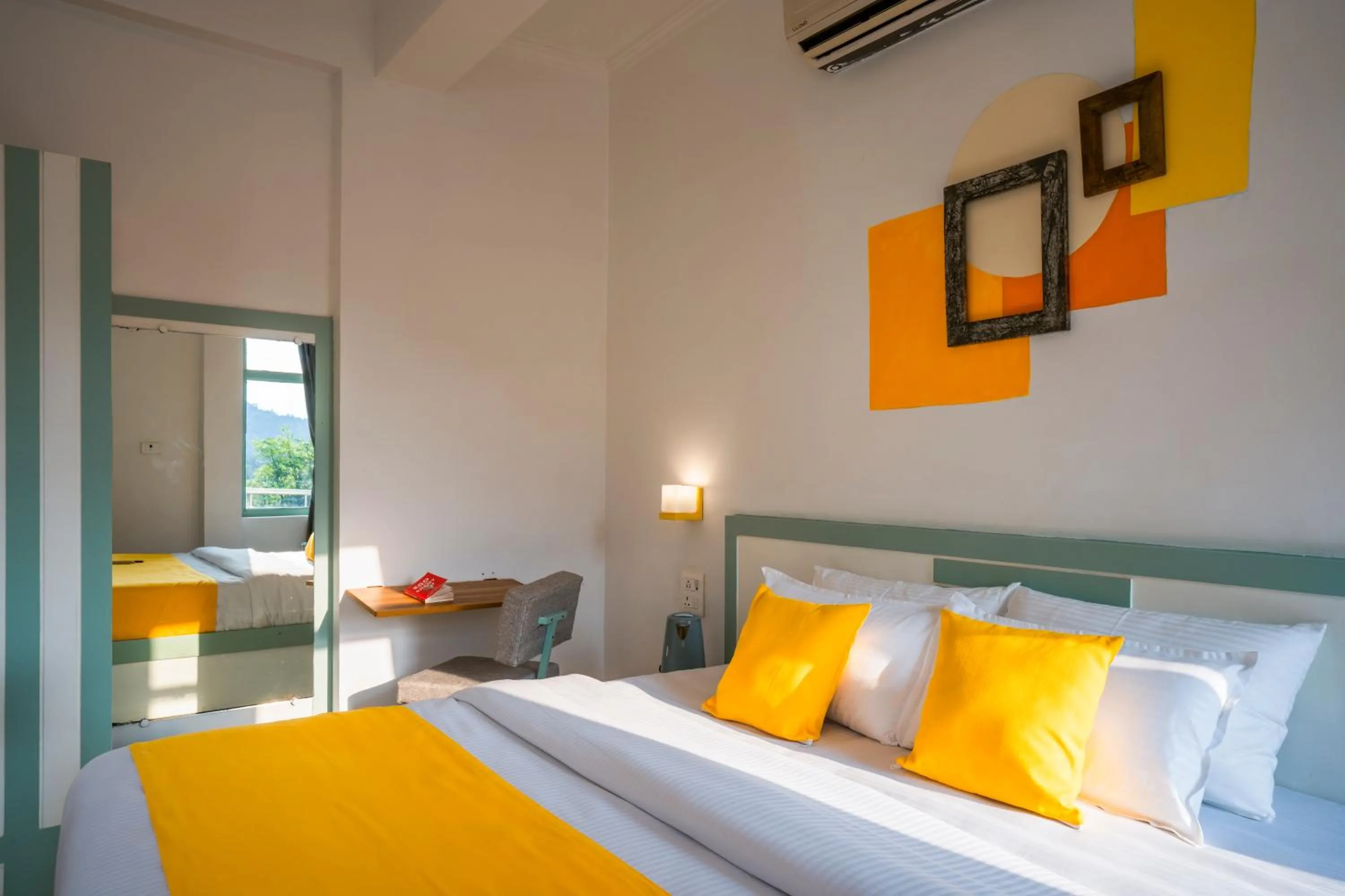 Bed in Zostel Rishikesh, Laxman Jhula