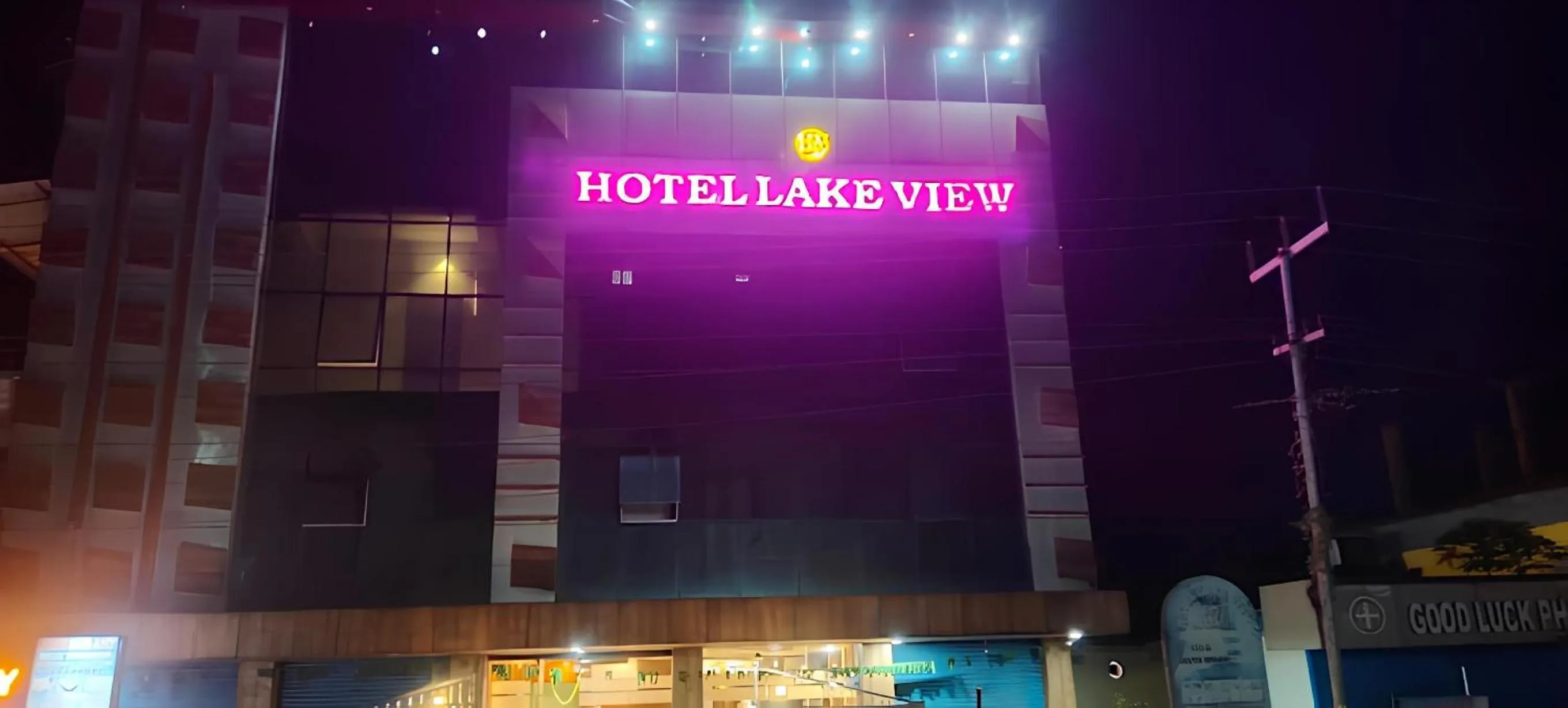 Hotel Lake View
