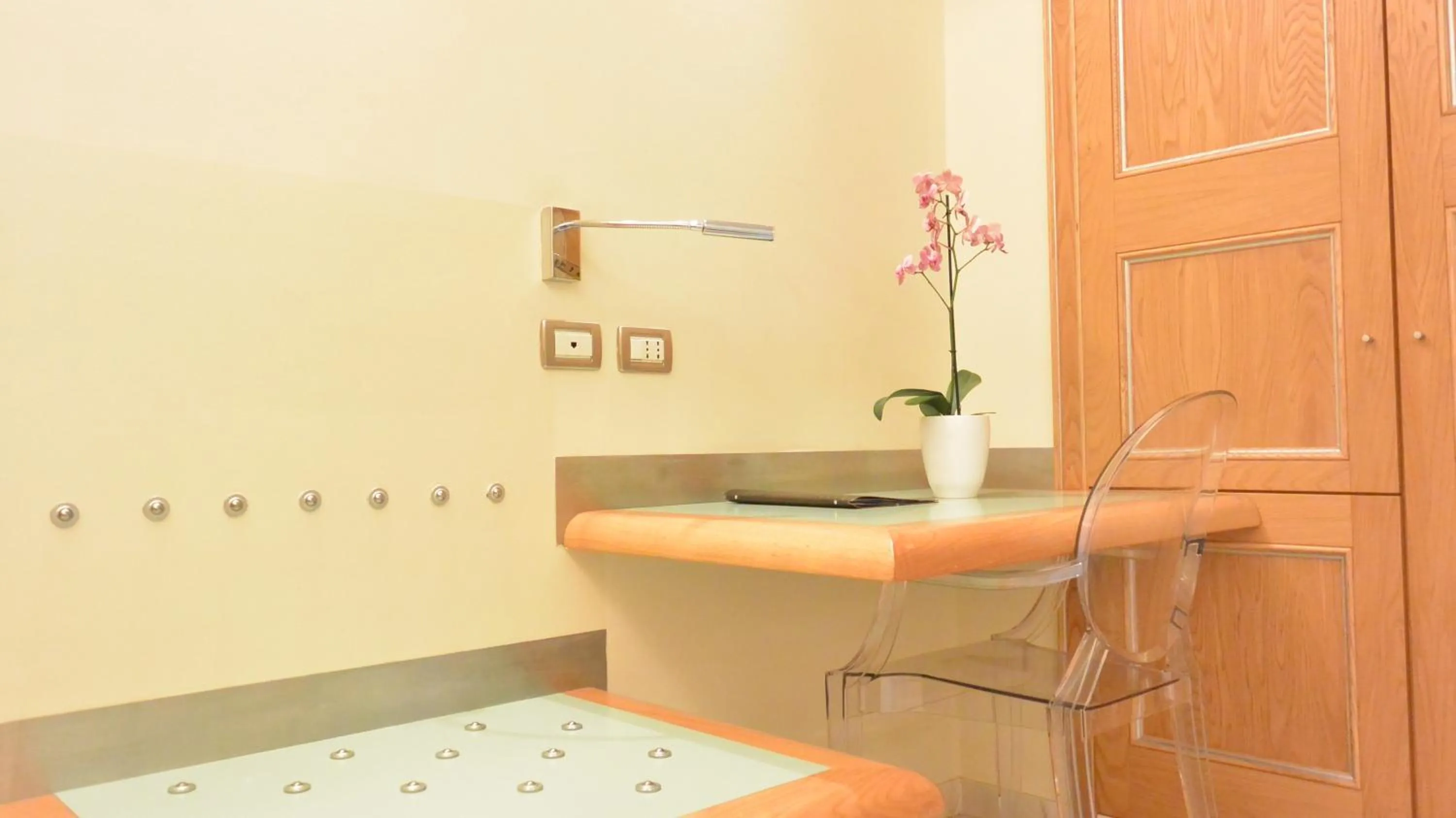 Seating area in Hotel Sempione