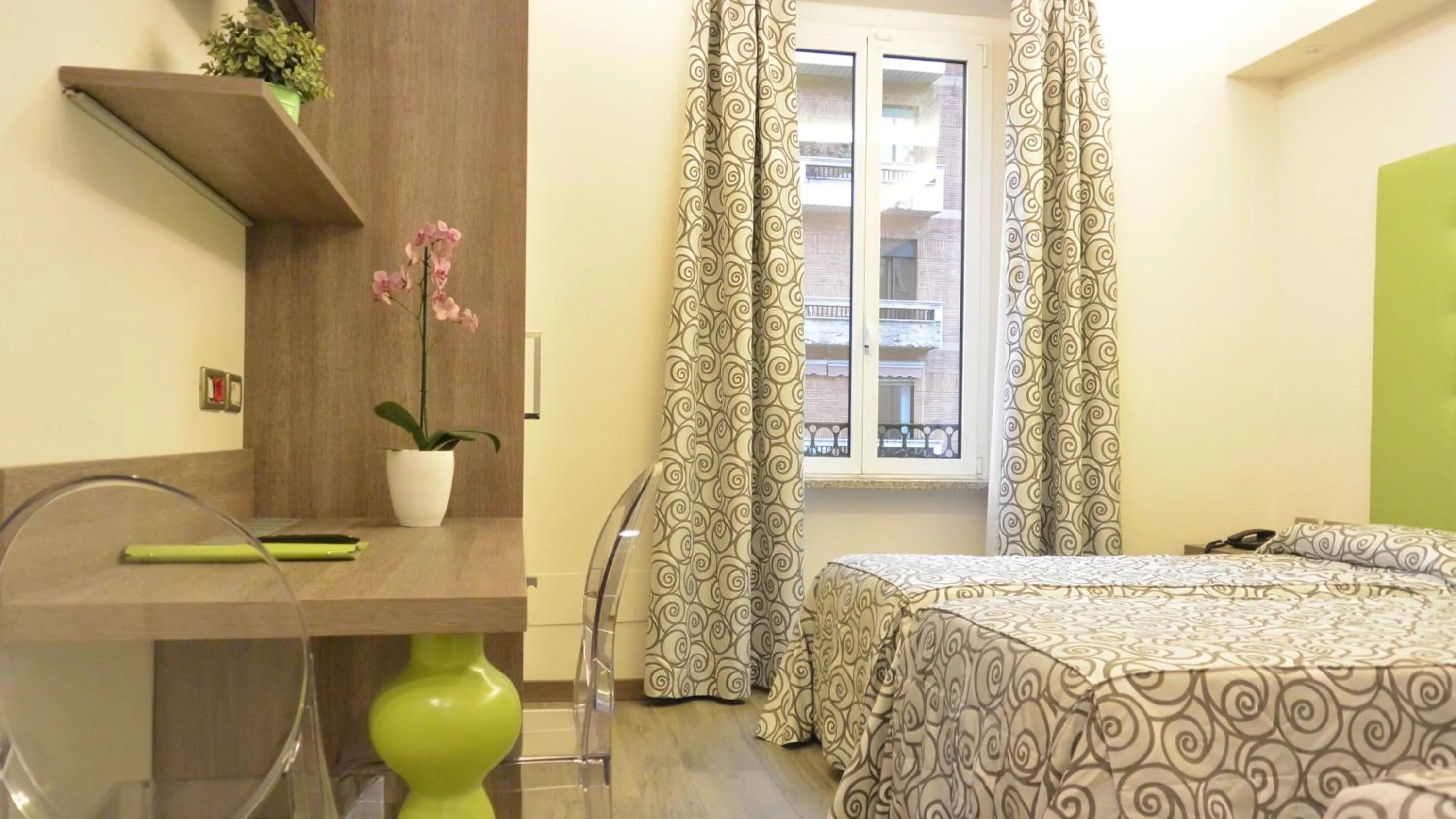 Bed in Hotel Sempione