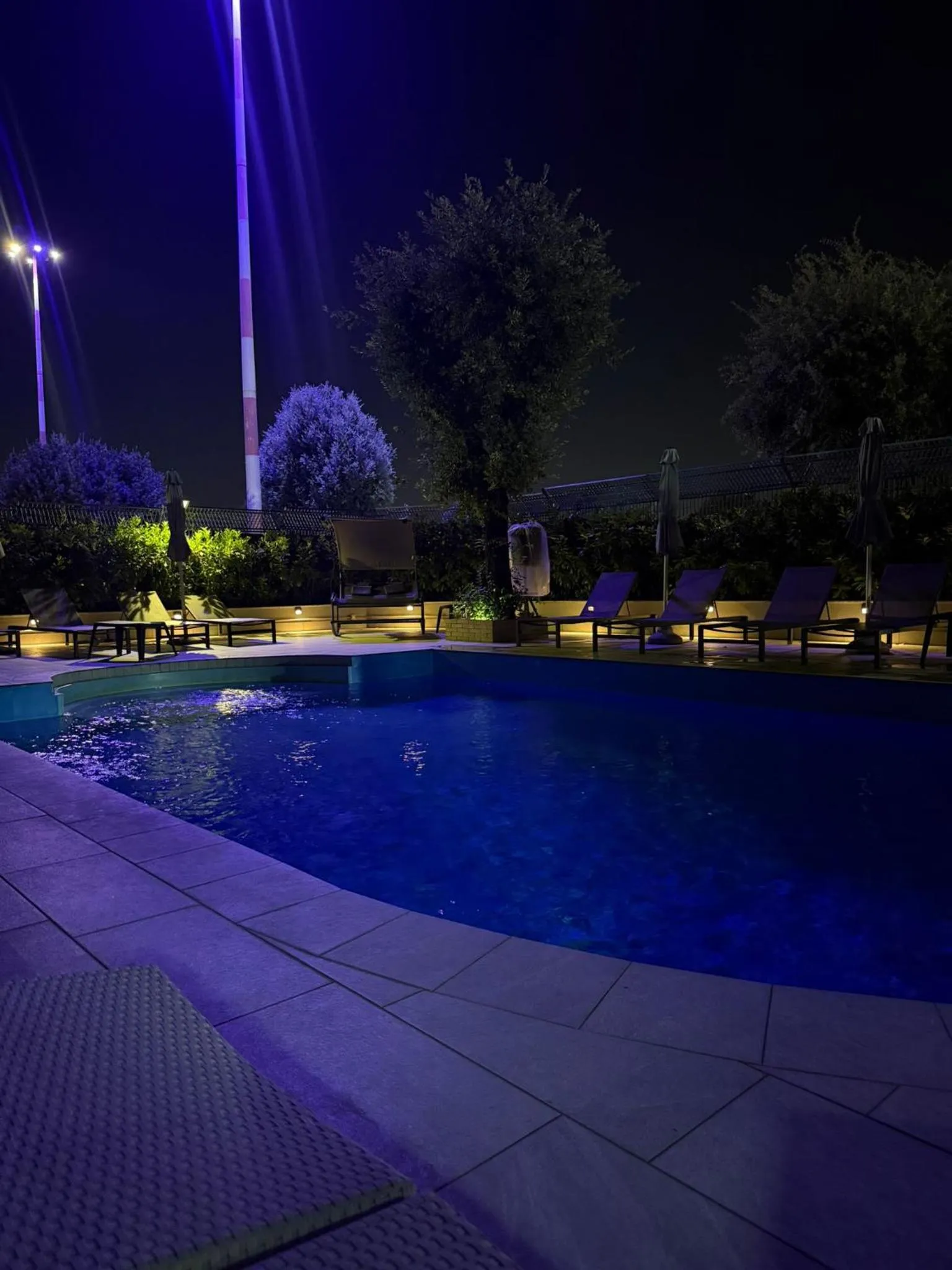 Swimming pool in Capodichino International Hotel