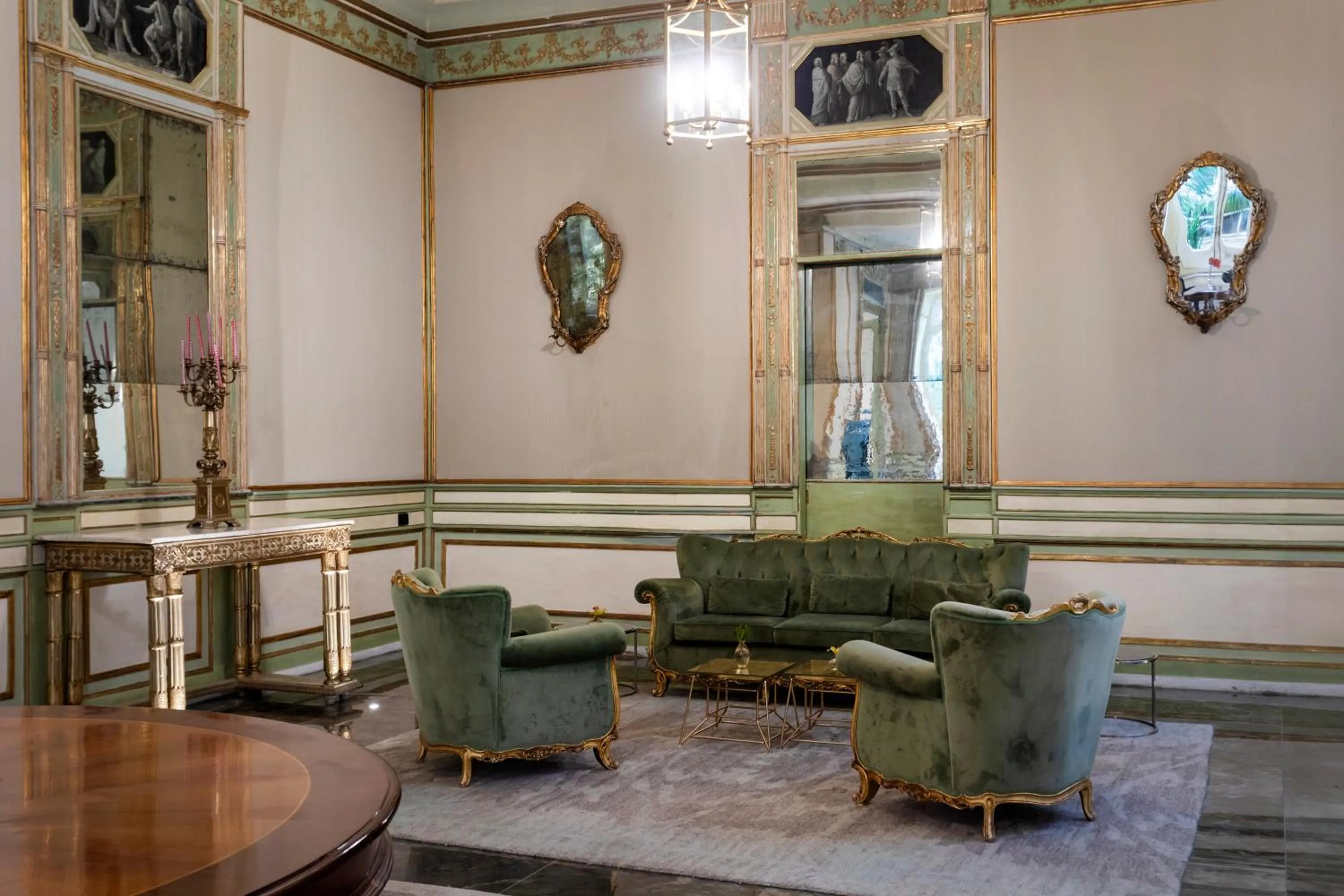 Lounge or bar in Grand Hotel Et Des Palmes