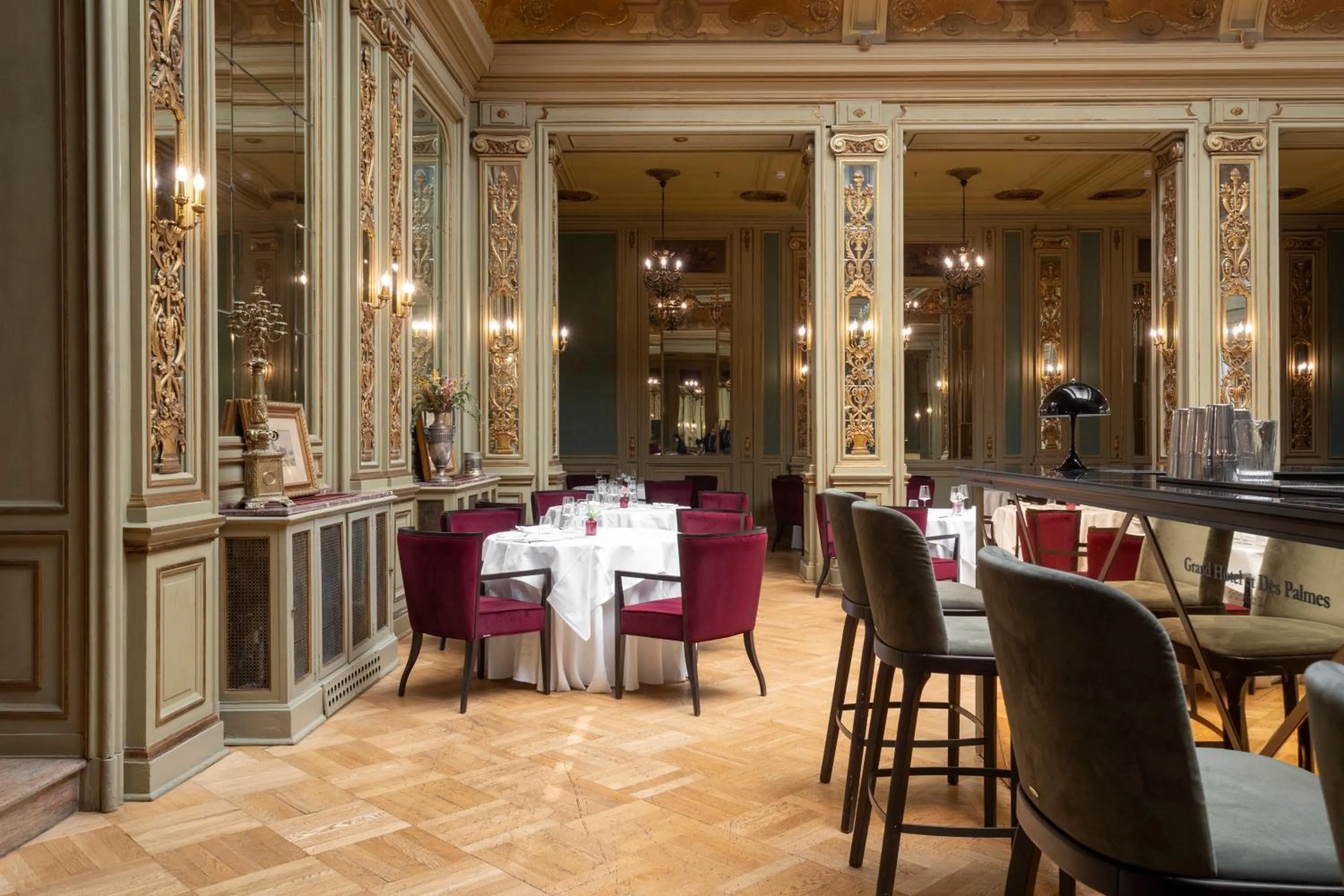 Restaurant/places to eat in Grand Hotel Et Des Palmes