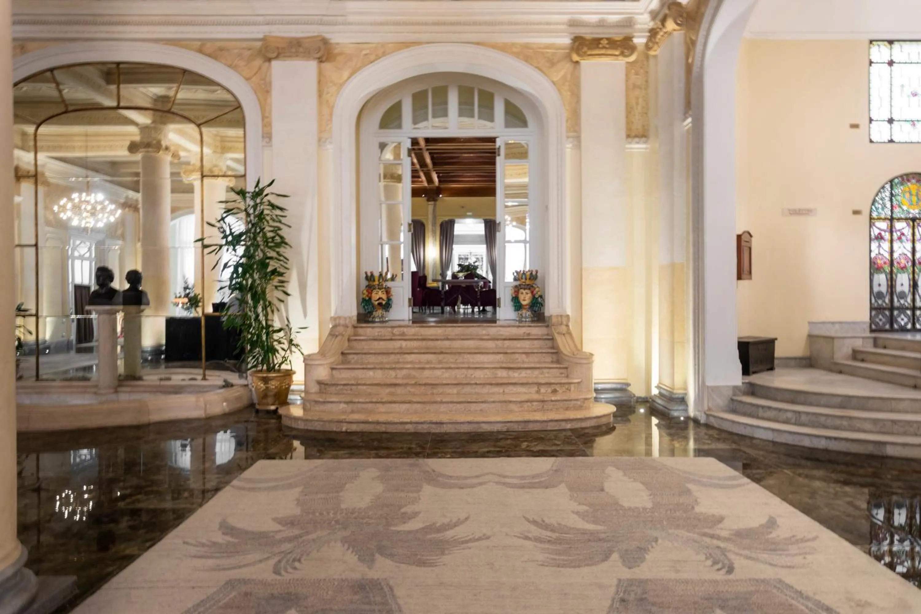 Lobby or reception in Grand Hotel Et Des Palmes