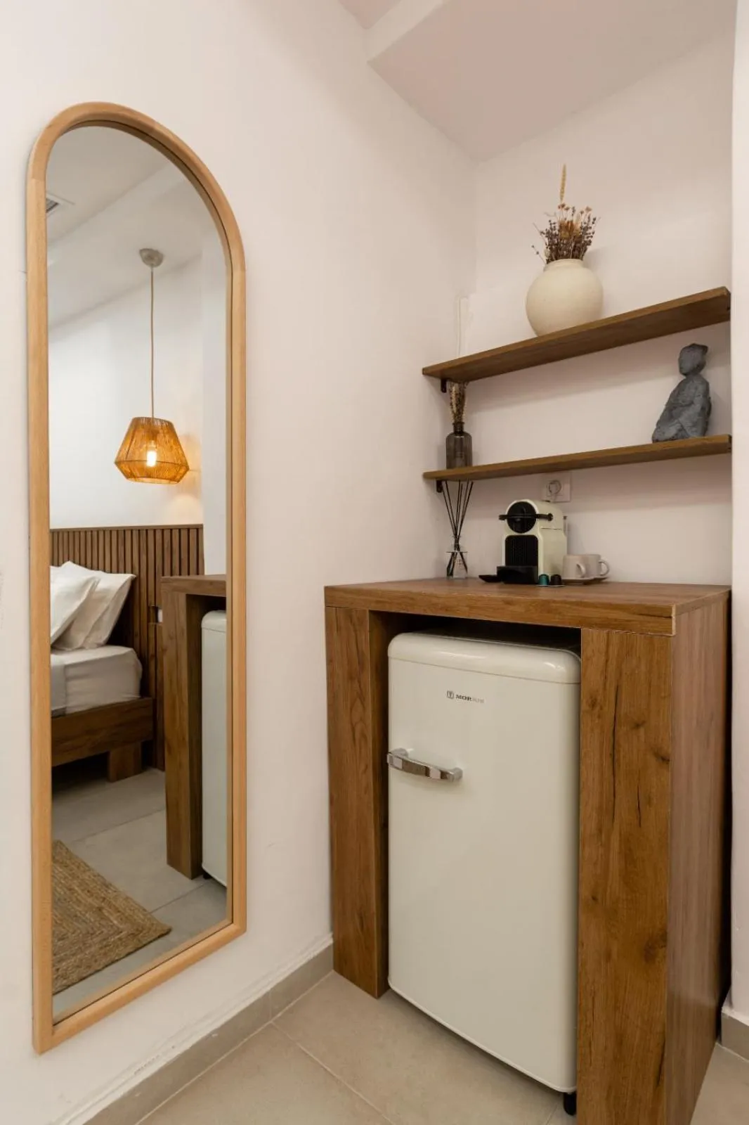 Bed in Oikia Suites Mykonos