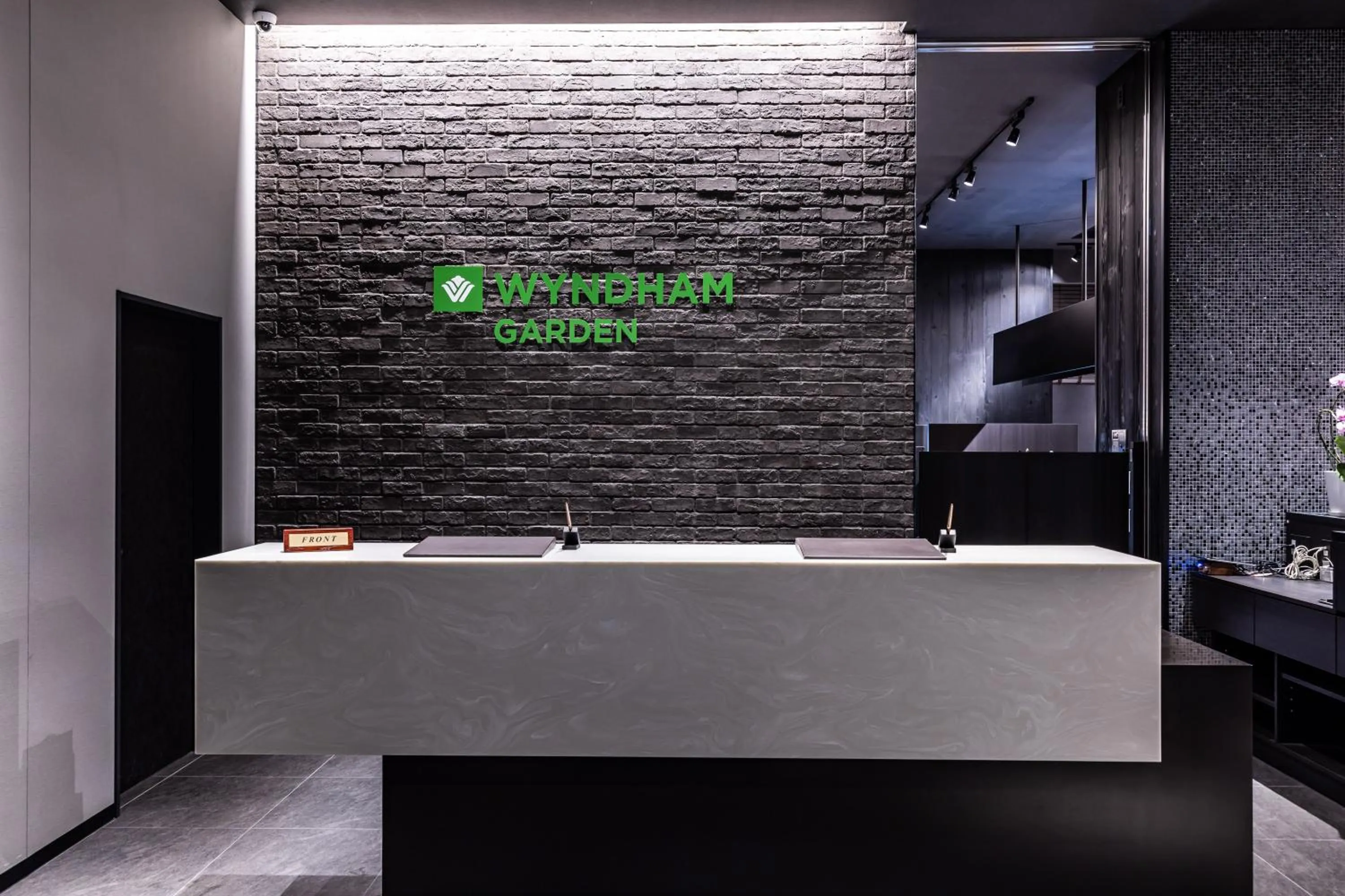 Lobby or reception in Wyndham Garden Sapporo Odori