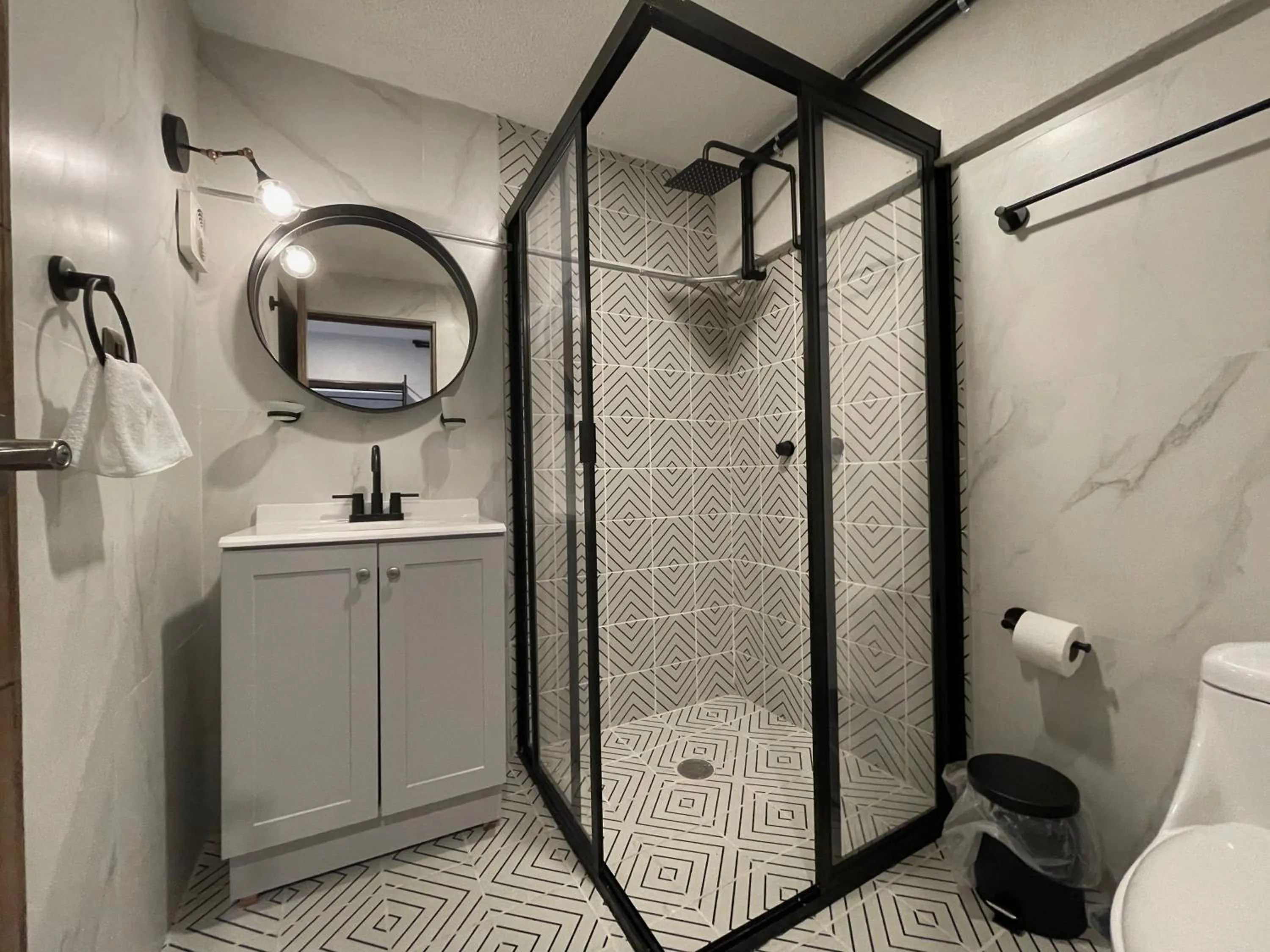 Bathroom in Estacion Alameda Downtown