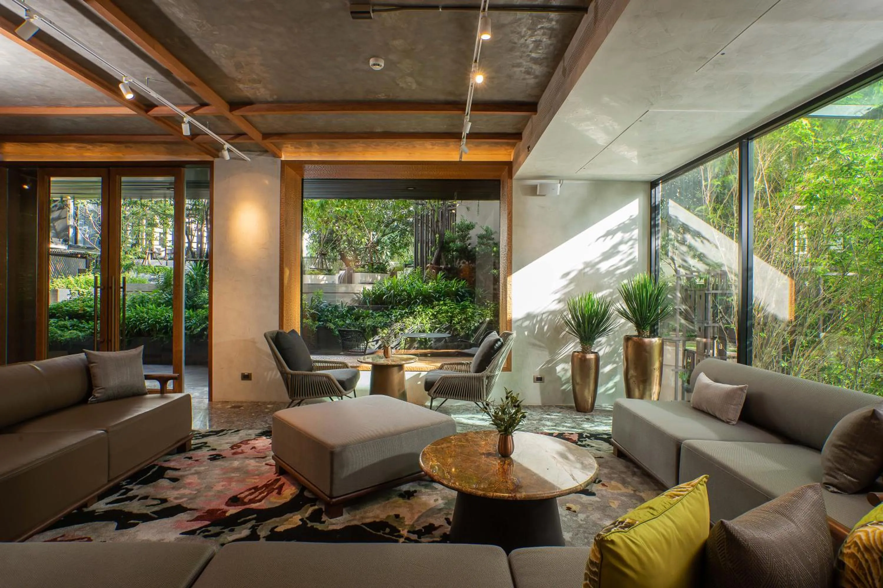 Lobby or reception in Gardina Asoke Hotel & Residence