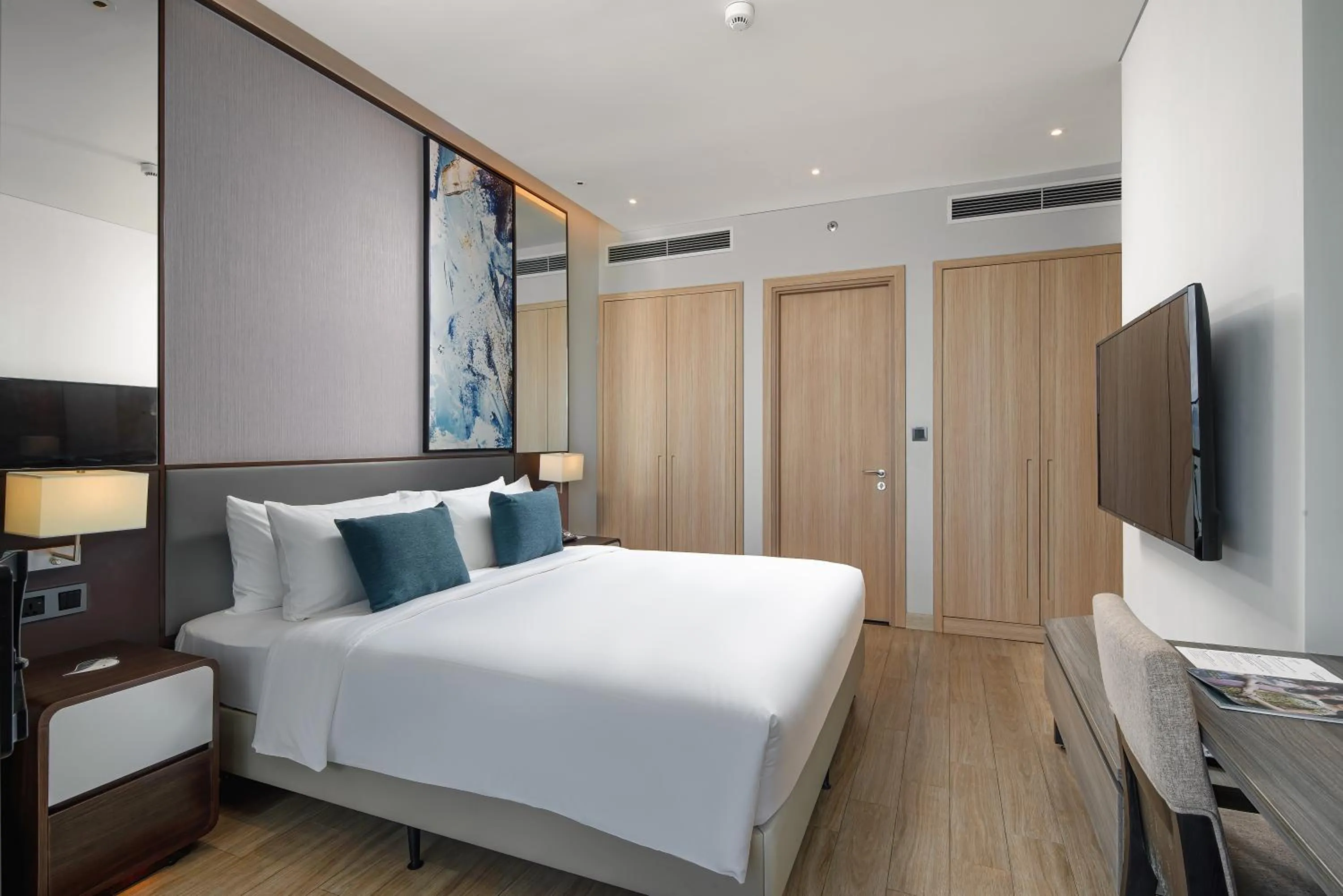 Bed in Citadines Marina Halong