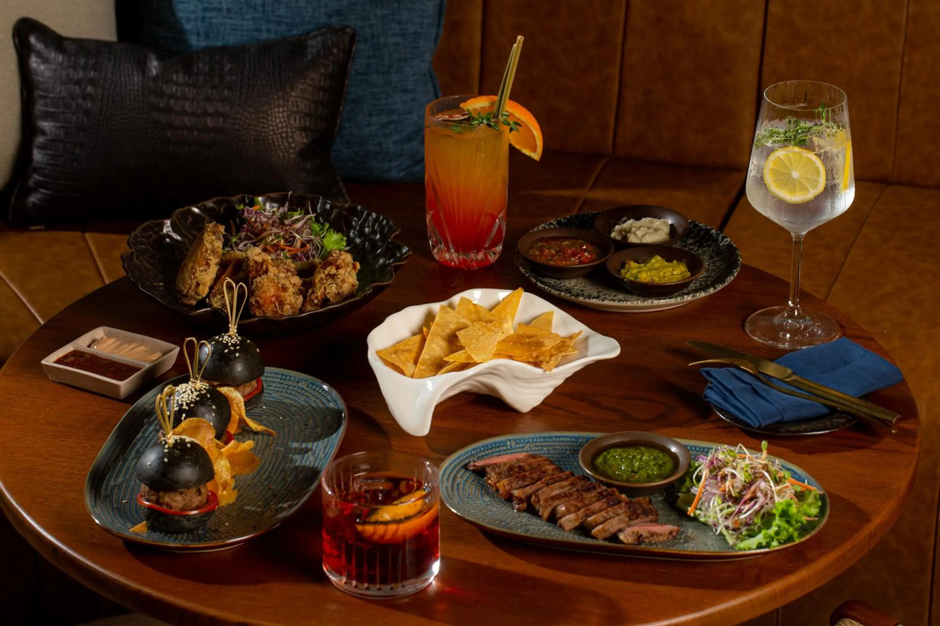 Restaurant/places to eat in Citadines Marina Halong