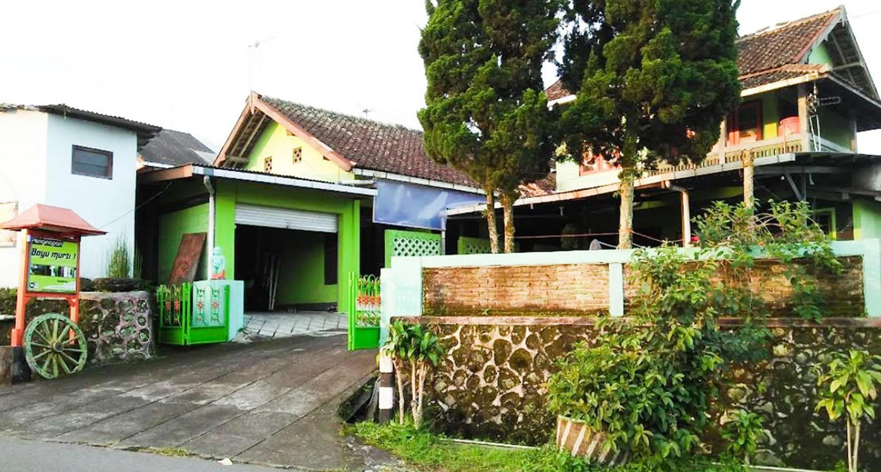 Property building in Bayu Murti Inn Kaliurang Yogyakarta RedPartner