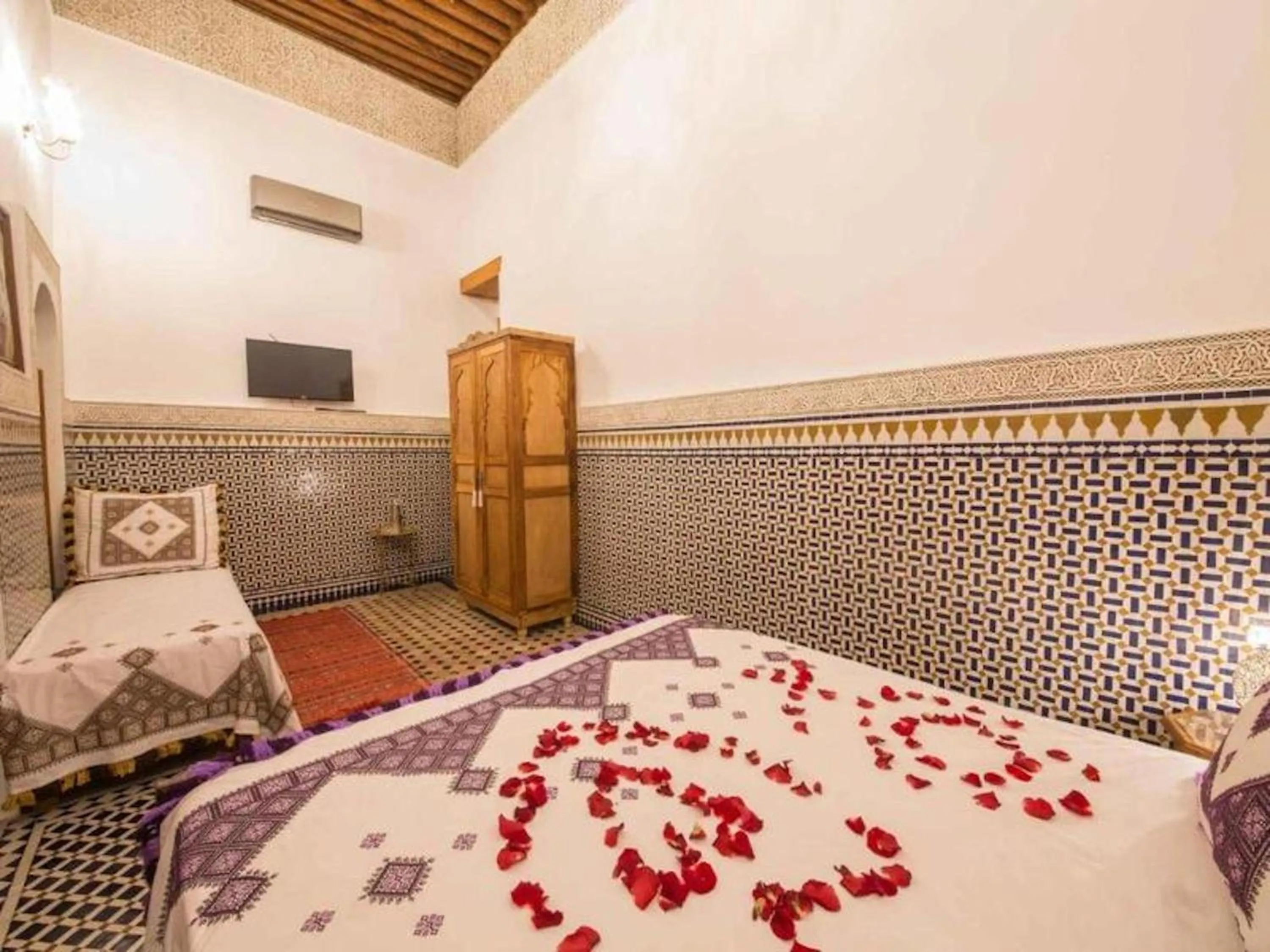 Bedroom, Bed in Charming Riad Ouliya