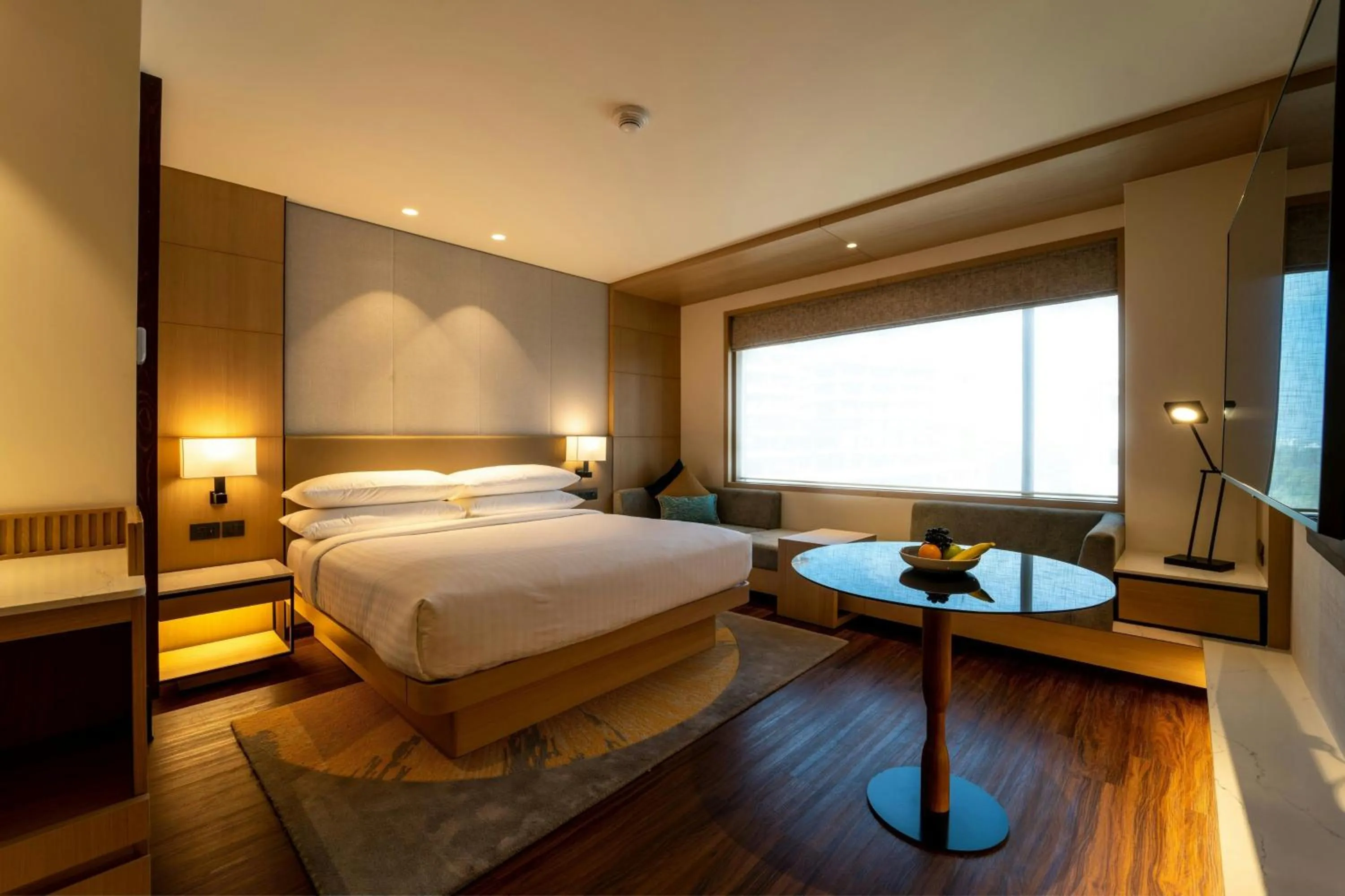 Photo of the whole room, Bed in Courtyard by Marriott Vadodara