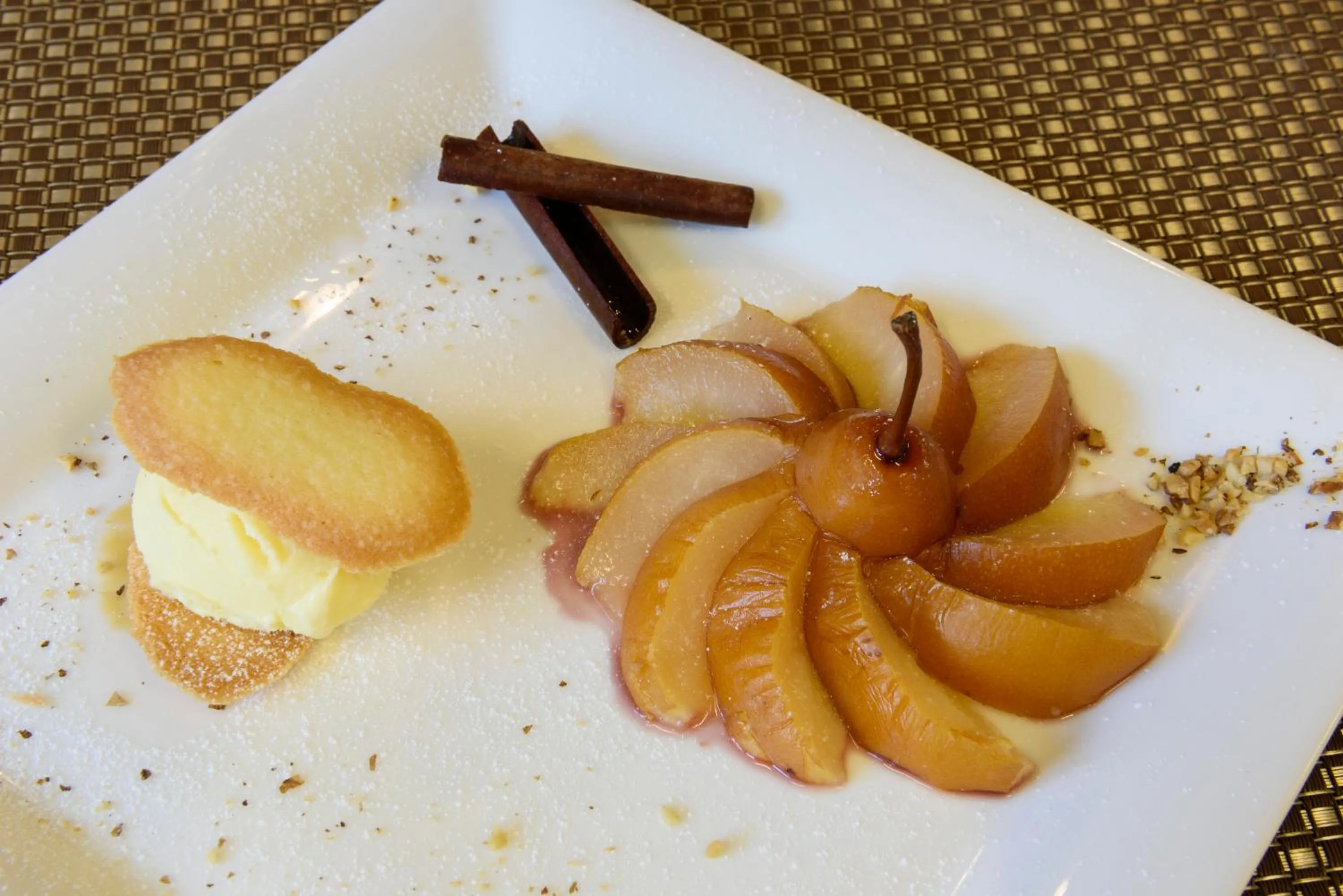 Food and drinks in First Hotel Malpensa