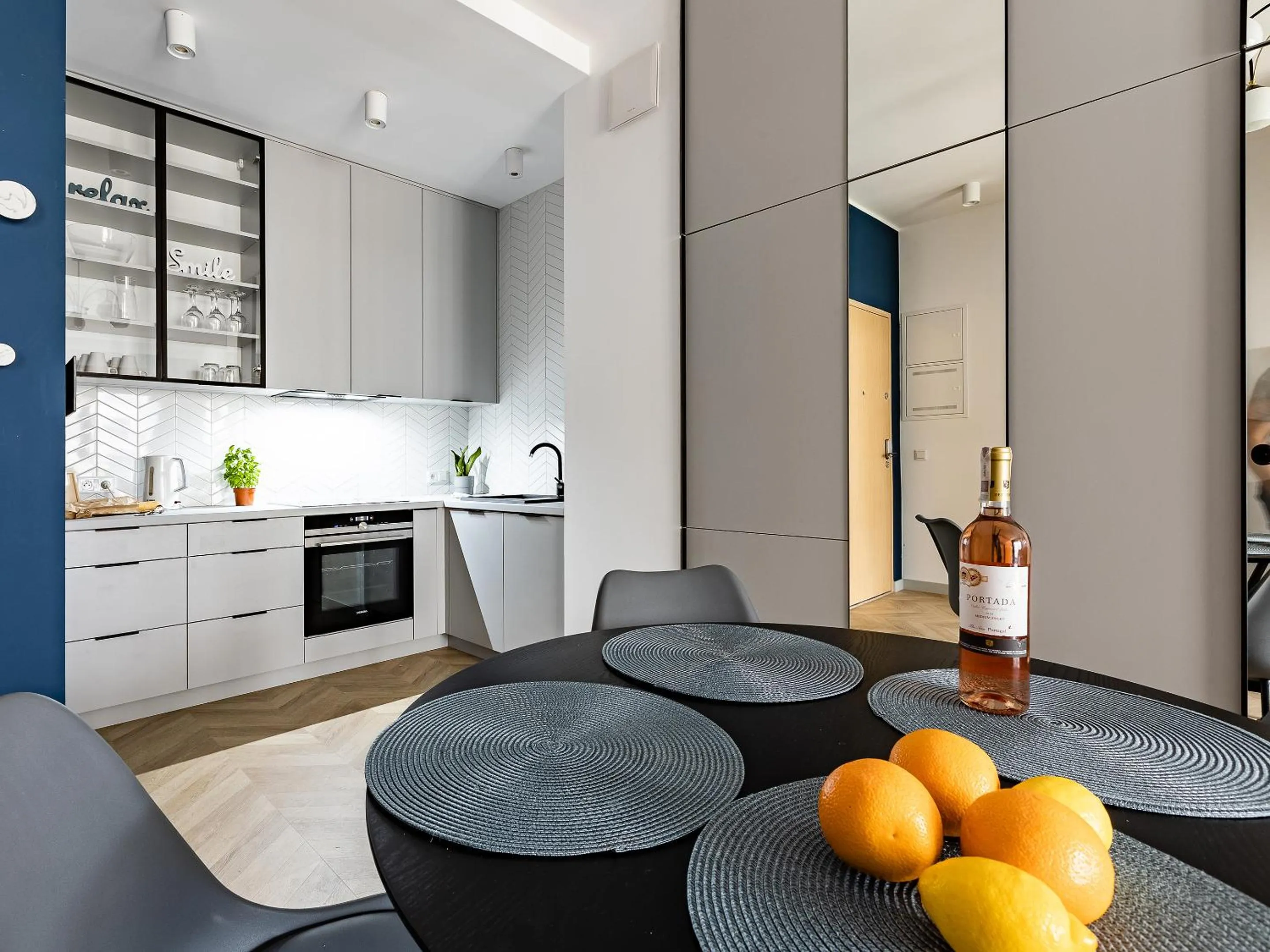 Kitchen or kitchenette in Kolejowa ApartHotel