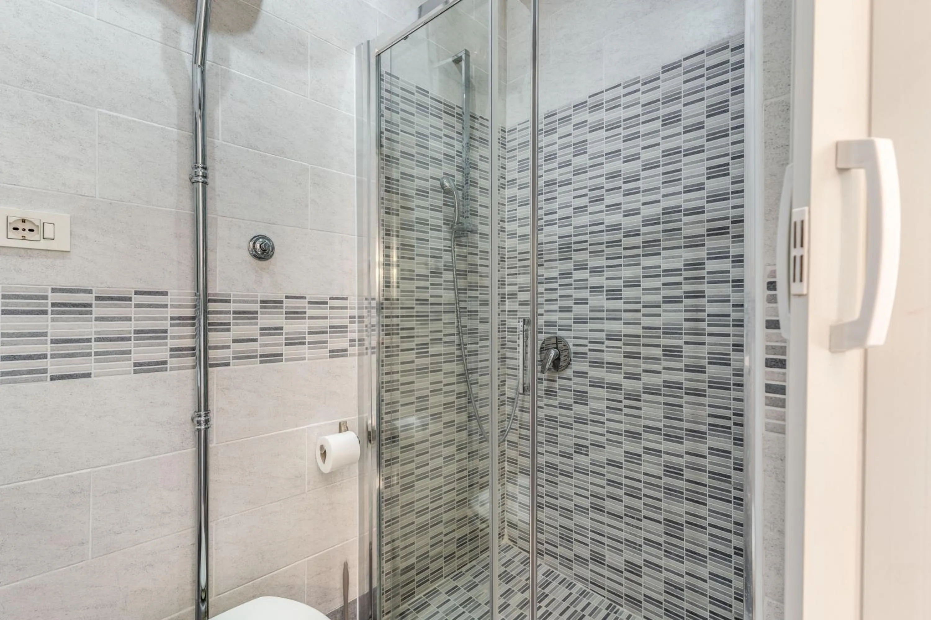 Bathroom in Hotel Family House