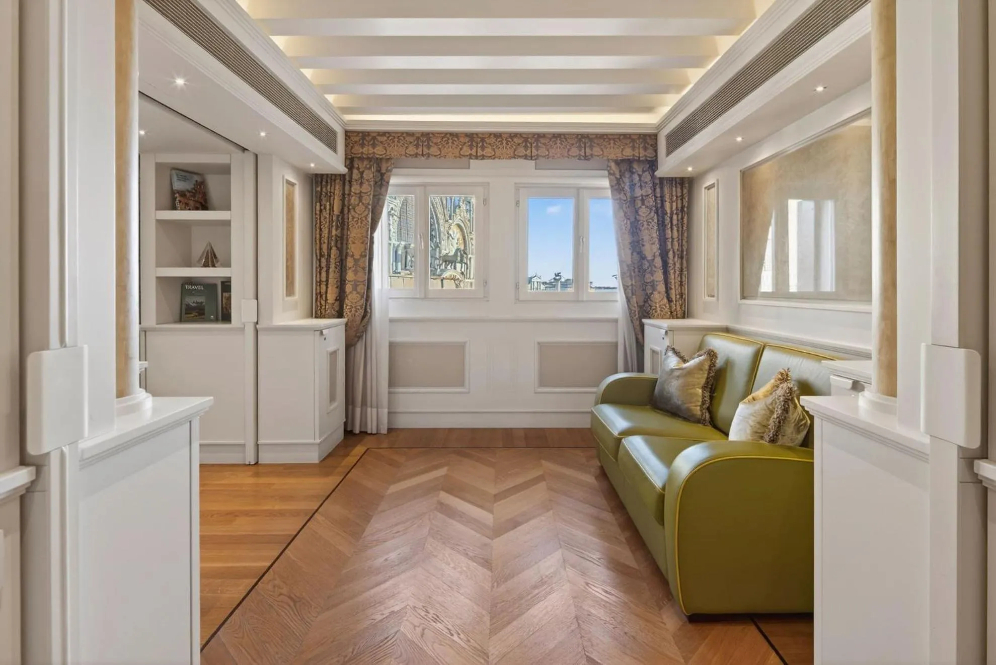 View (from property/room) in Canaletto Luxury Suites - San Marco Luxury