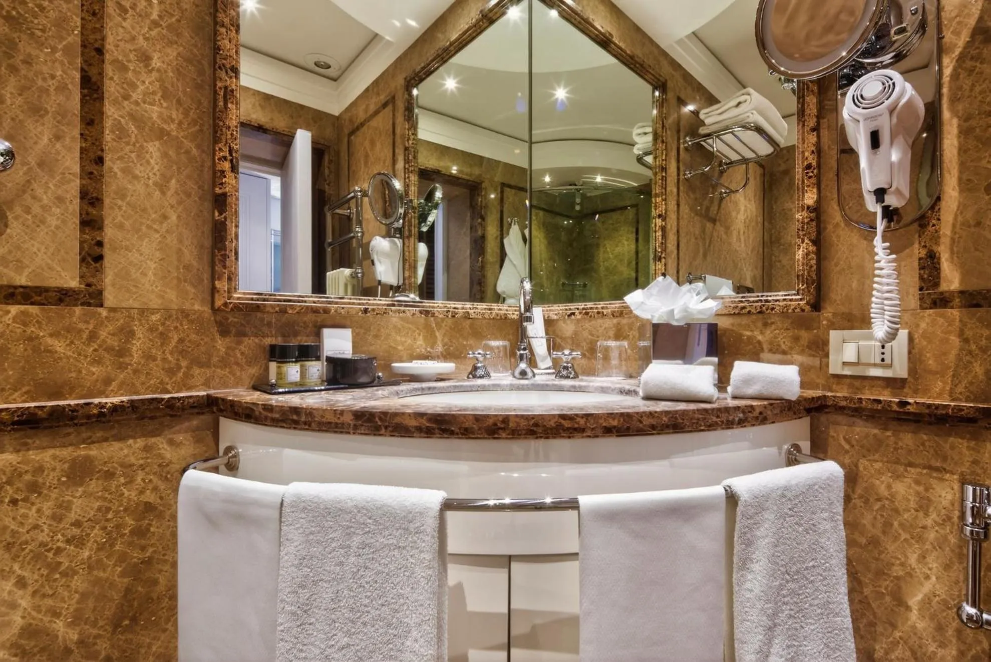 Bathroom in Canaletto Luxury Suites - San Marco Luxury