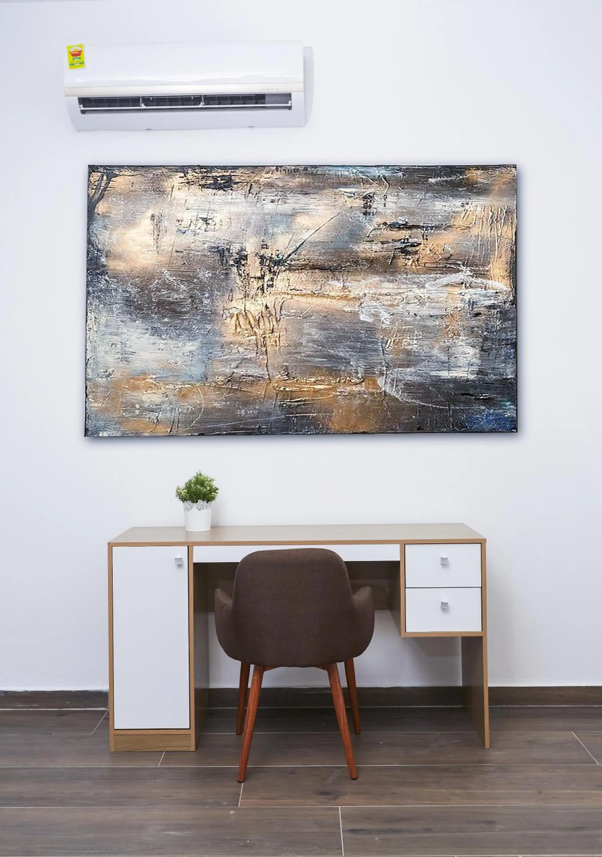 room service in Maple Homes