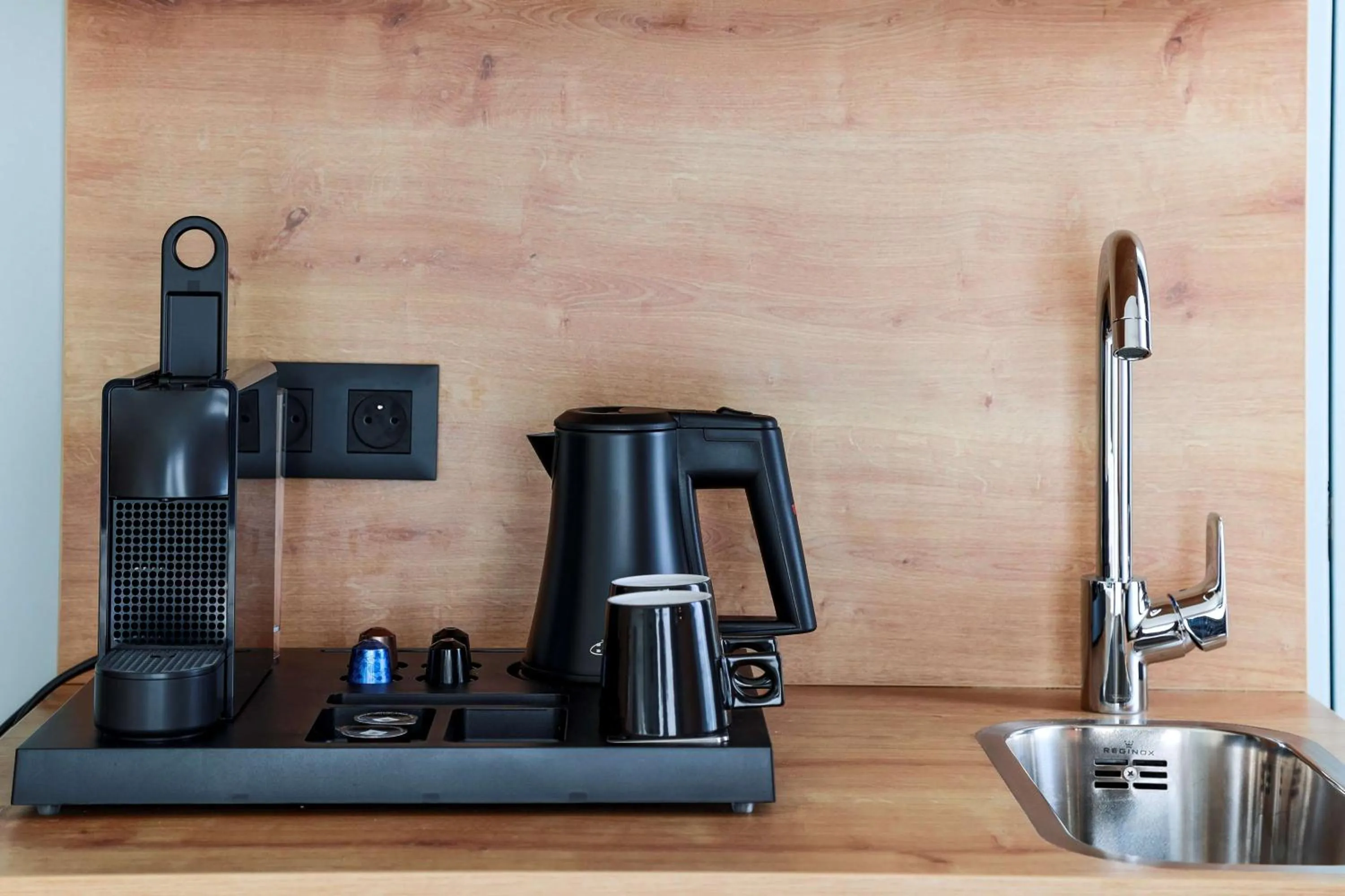 Coffee/tea facilities in Radisson Hotel Liege City Centre