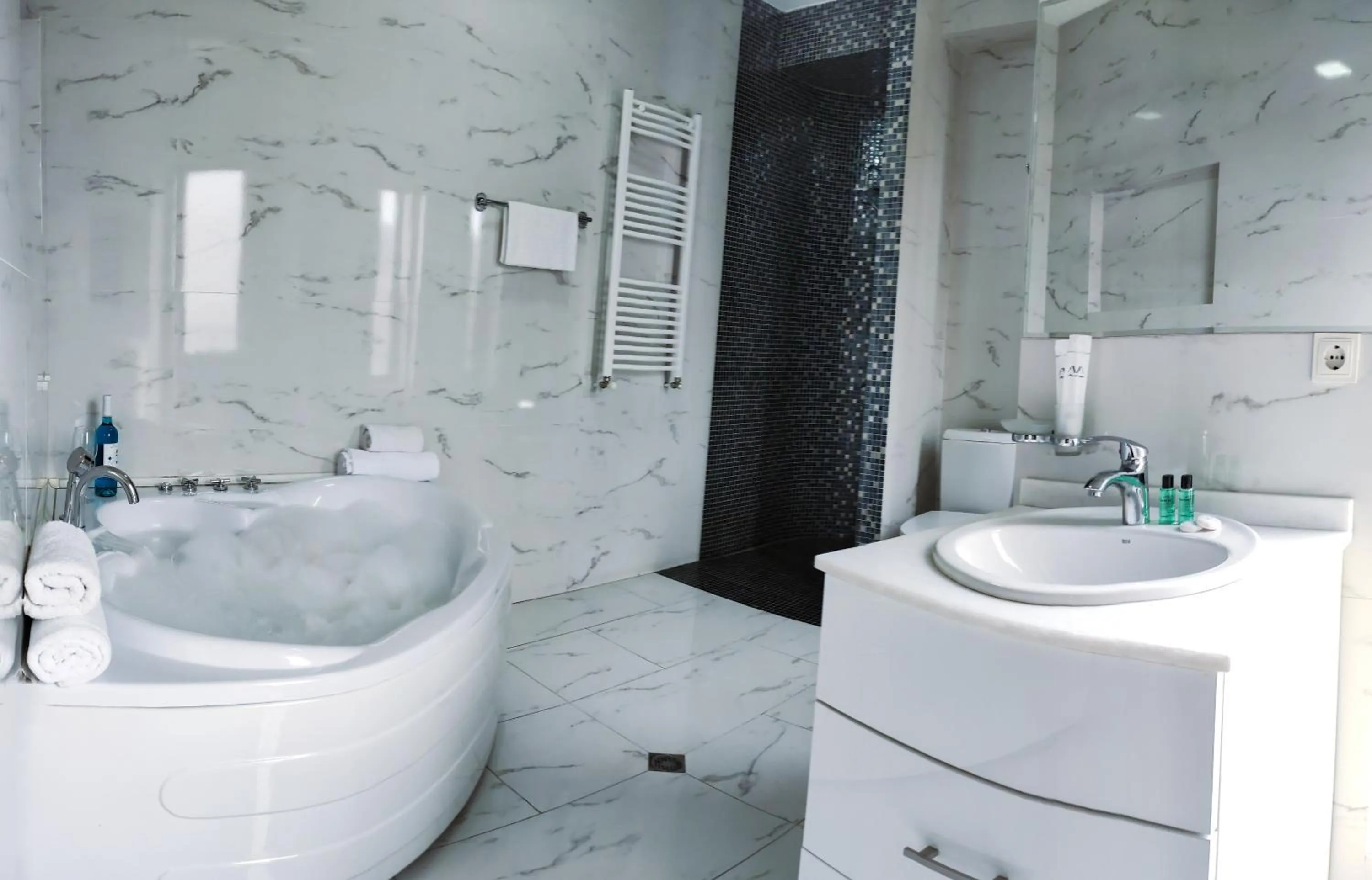 Bathroom in Legend Hotel