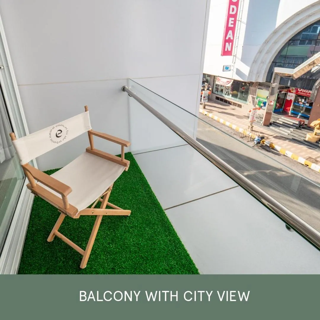 City view in Ease Me Residence