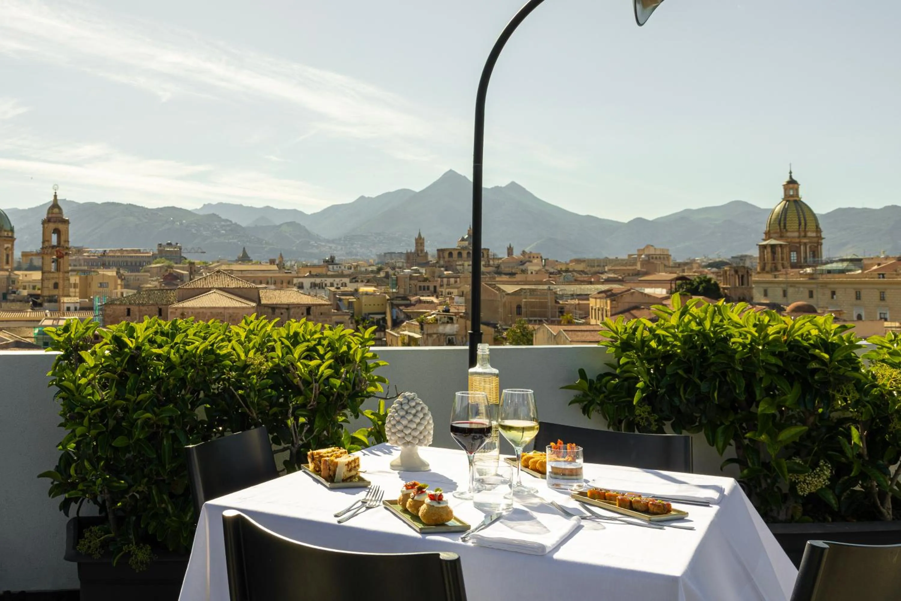 Restaurant/places to eat in Hotel Ambasciatori
