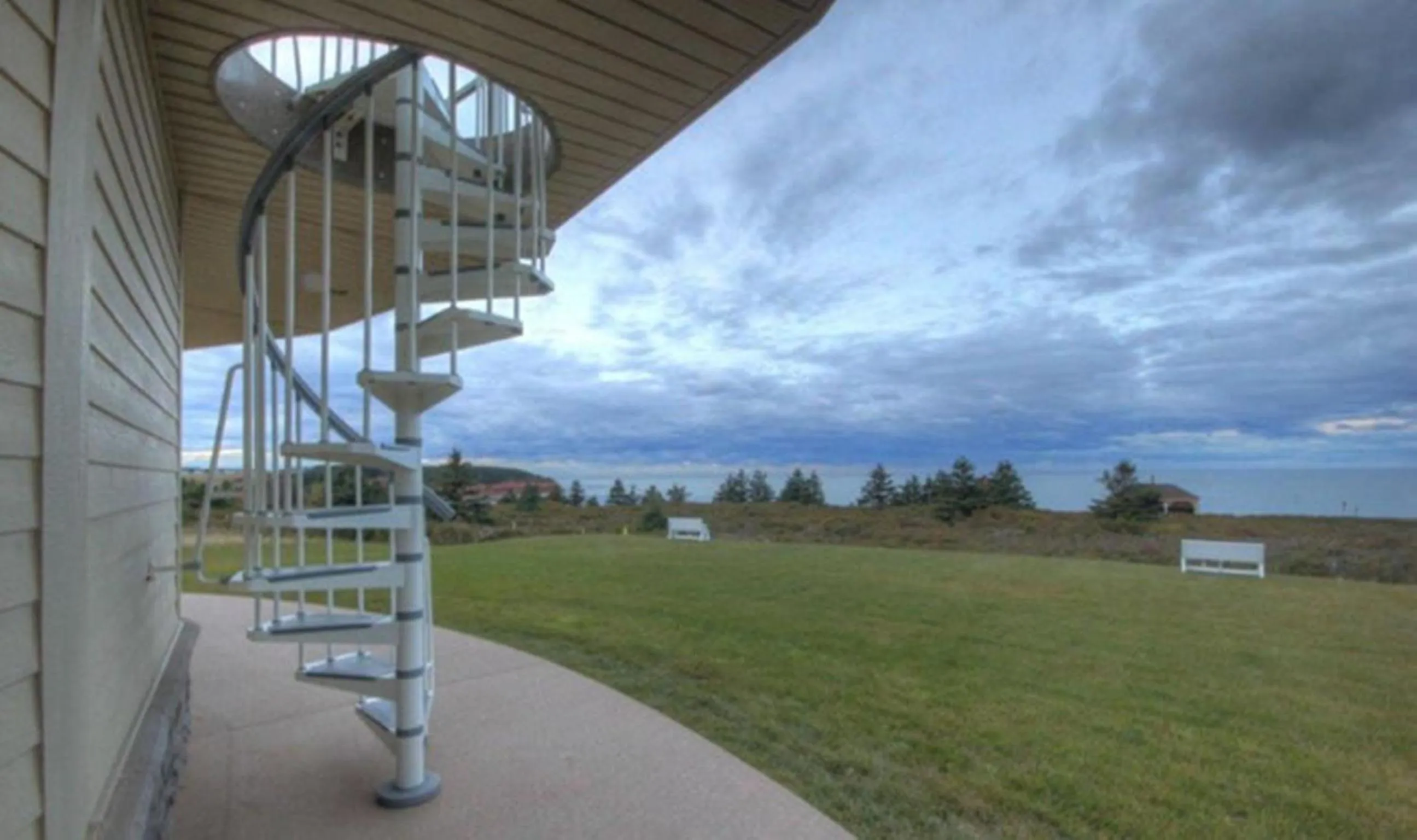 Facade/entrance in Around the Sea - Cana da's Rotating House, Suites & Tours