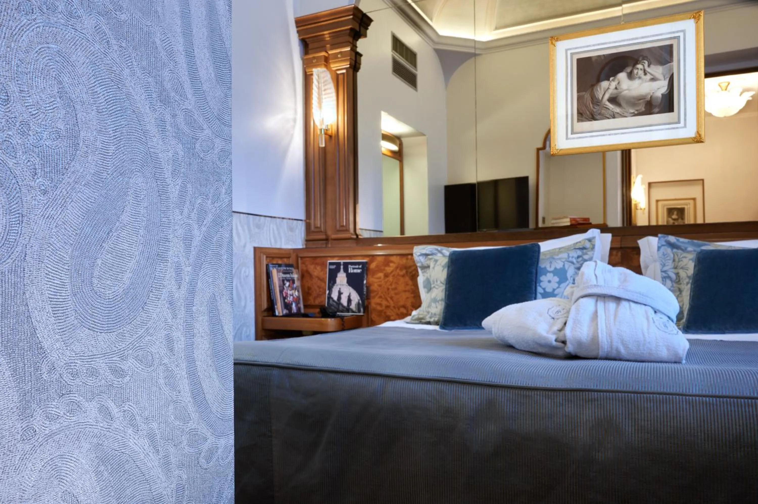 Bedroom in Hotel Farnese