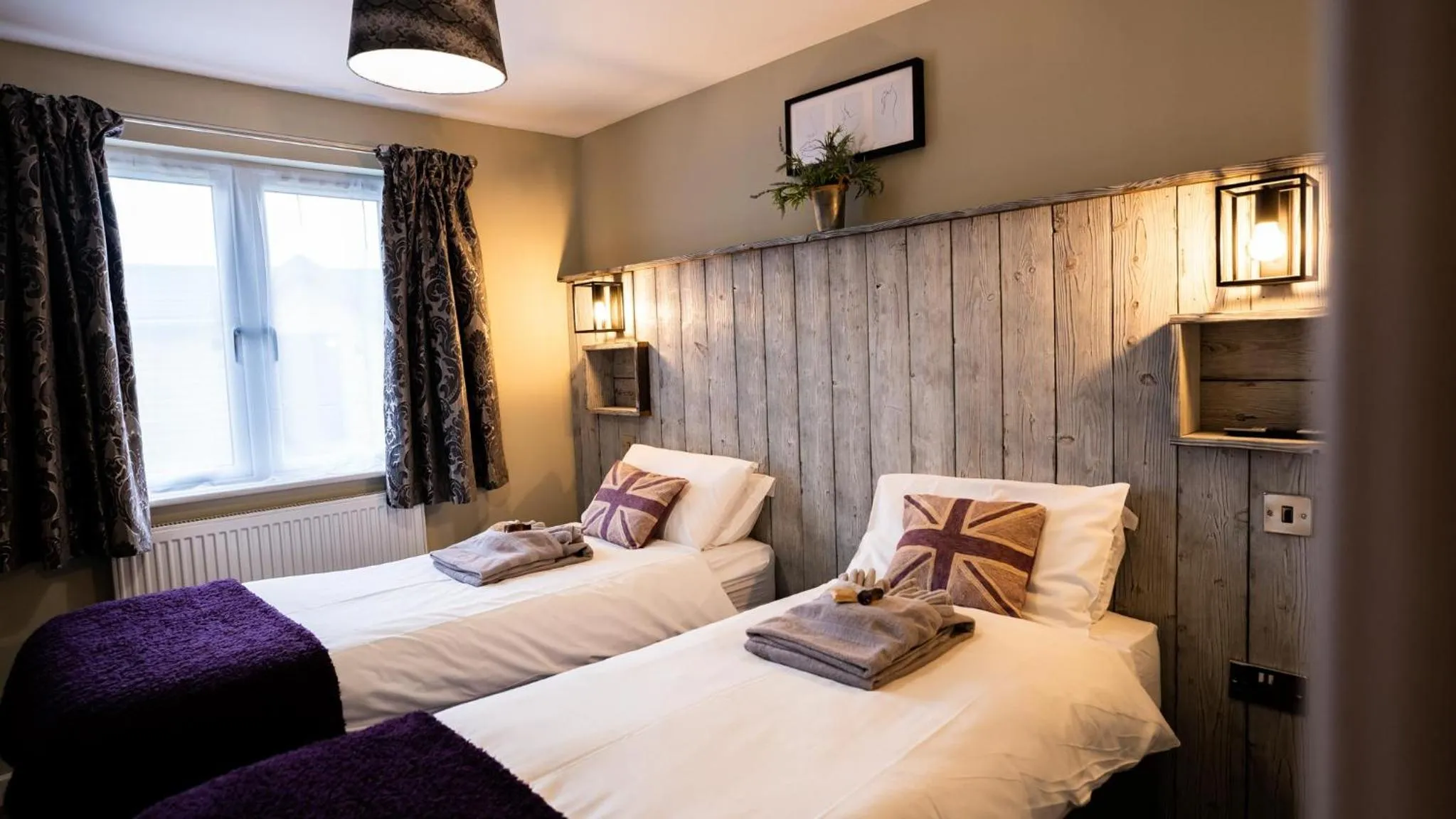 Bed in Chestnut Meadow Country Park