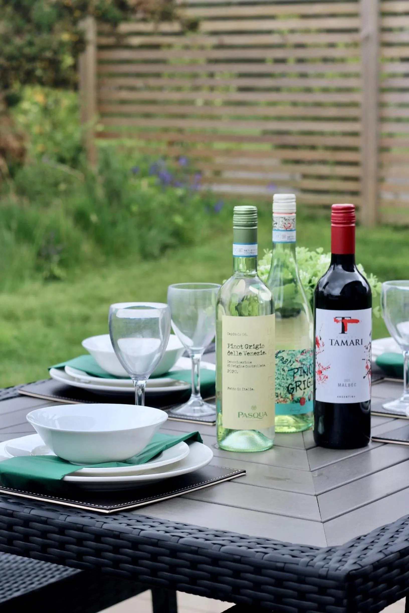 Patio in Chestnut Meadow Country Park