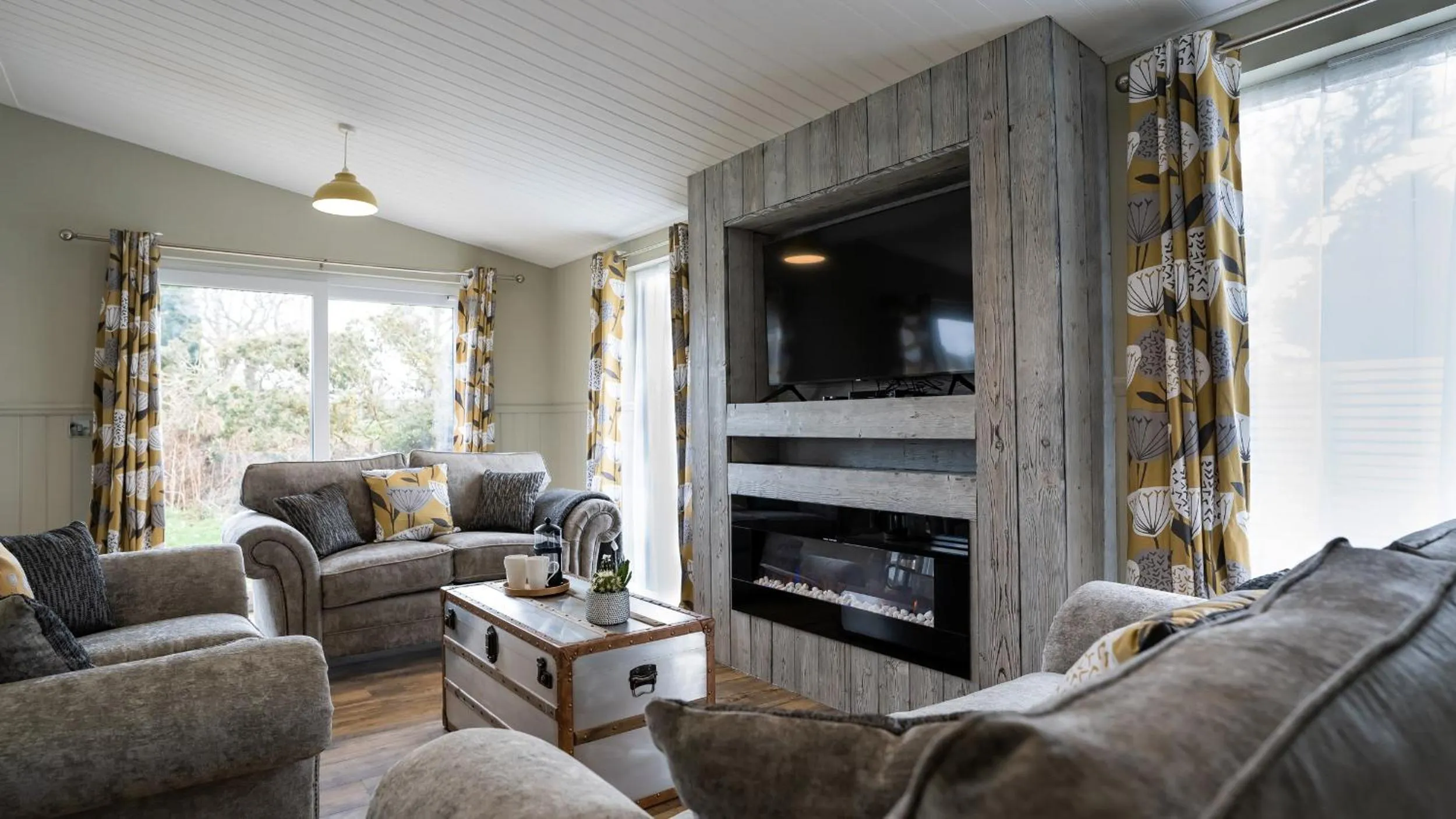 TV and multimedia in Chestnut Meadow Country Park