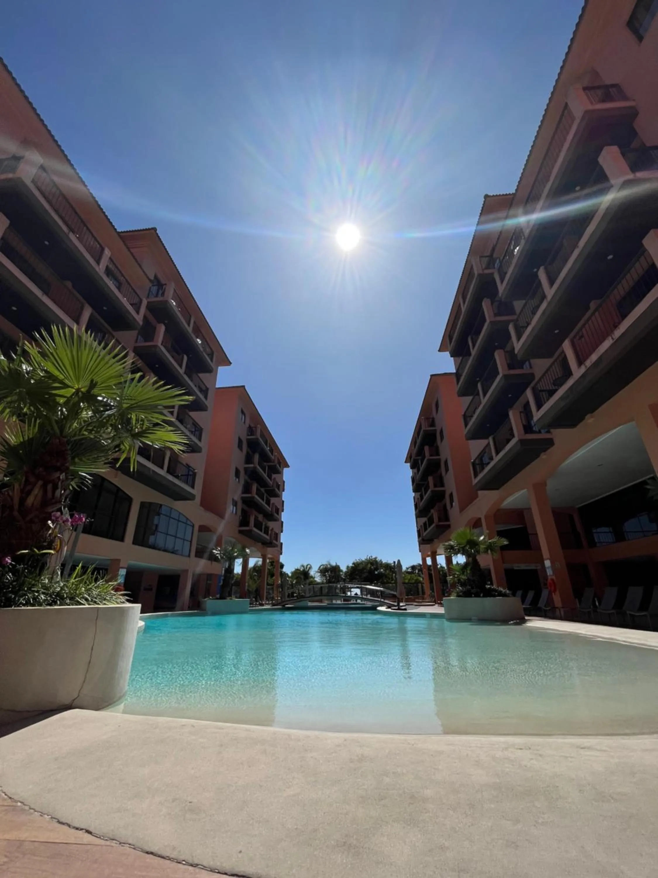Swimming pool in Jurerê Beach Village - Suíte