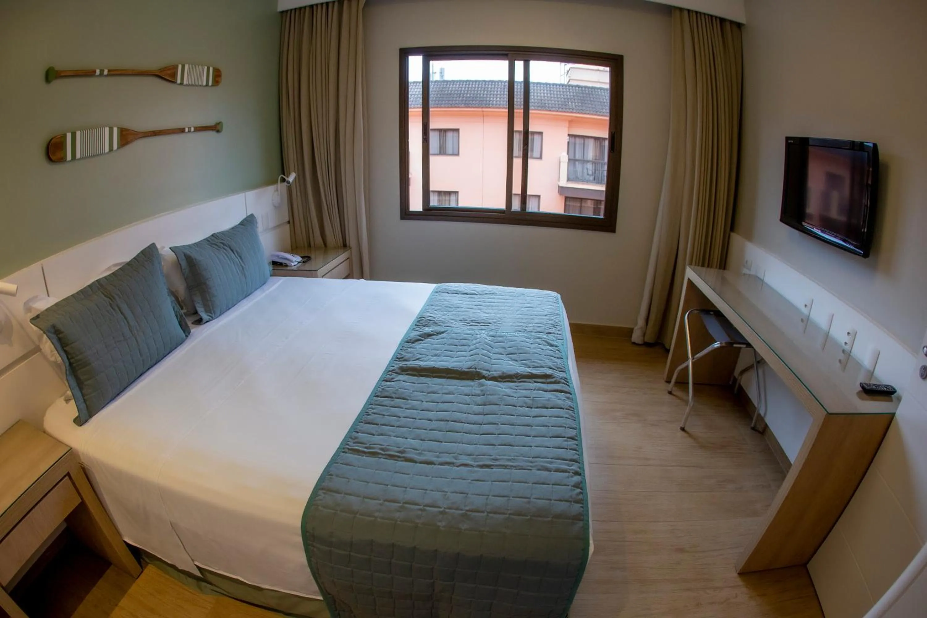 Bedroom, Bed in Jurerê Beach Village - Suíte