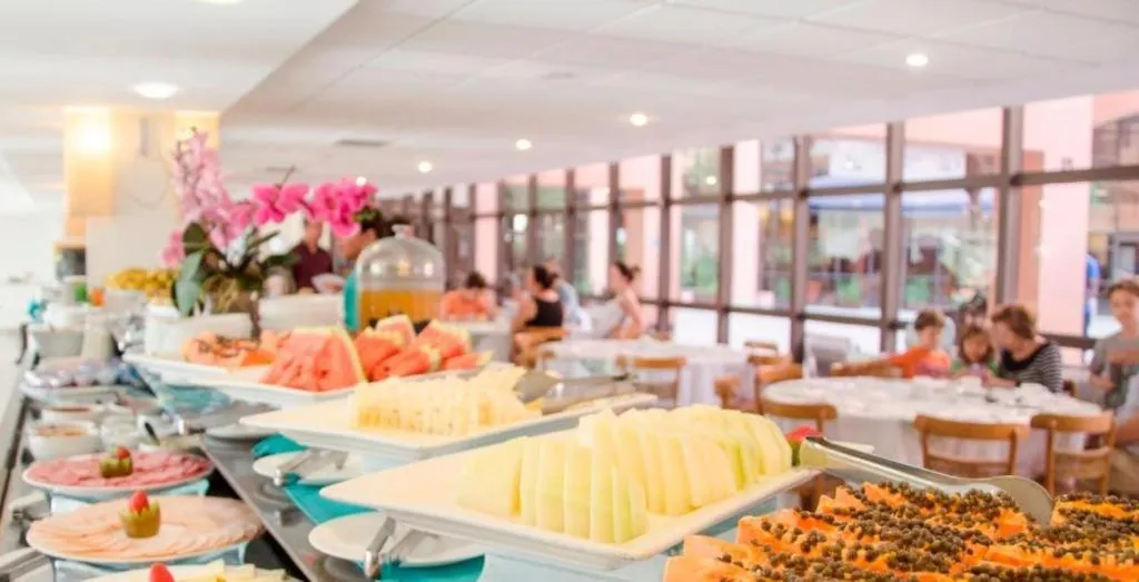 Breakfast in Jurerê Beach Village - Suíte