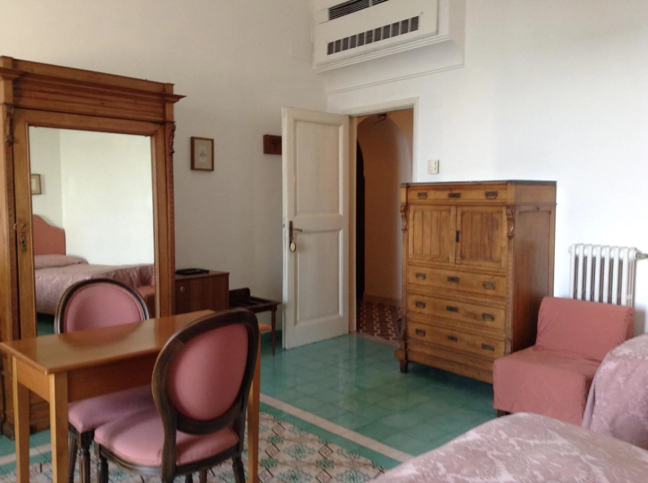 Photo of the whole room, Bed in Hotel Lidomare