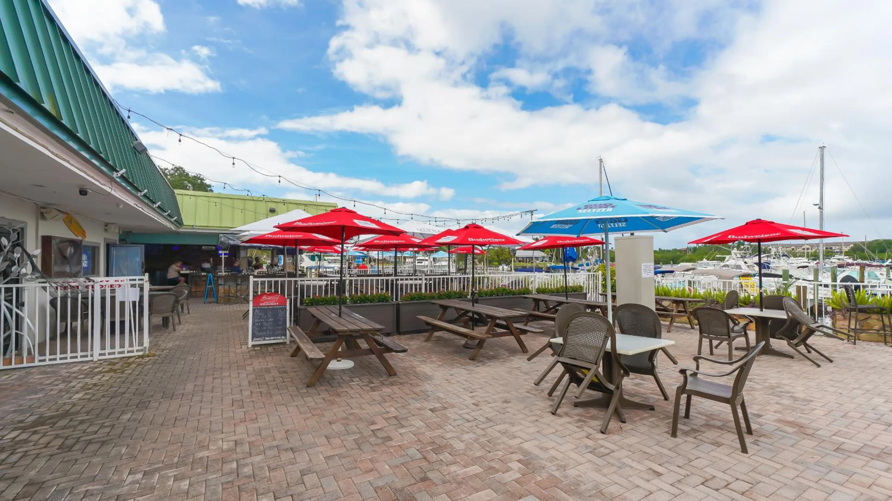 Heated Pool, Fireplace, 70" TV, Waterfront & More!