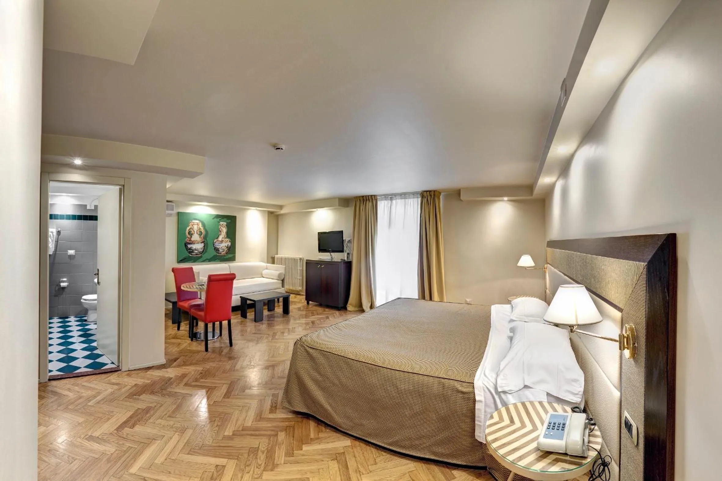 Photo of the whole room, Bed in Hotel Vittoria